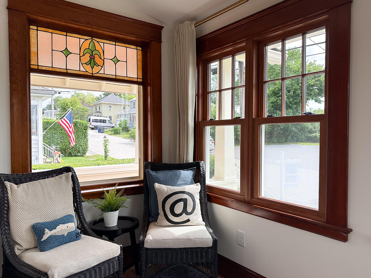 12 Walnut Street, South Portland, ME 04106 sunroom