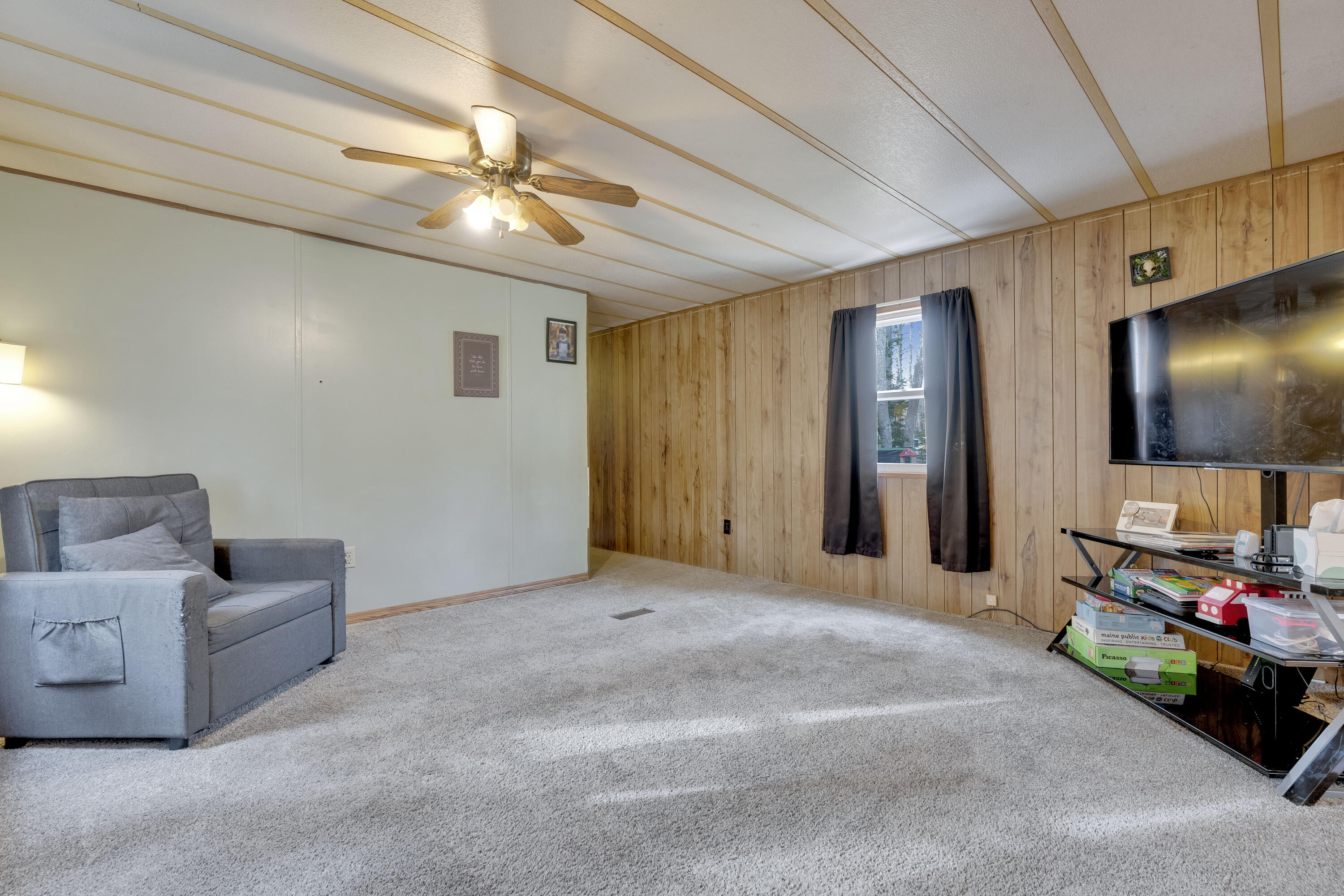 17 Red Fox Lane, Sanford, ME, 04073