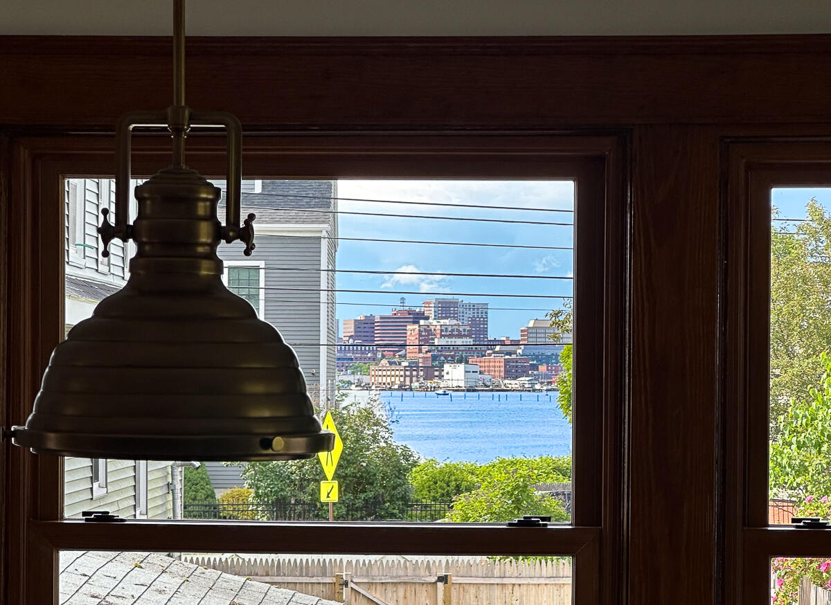 12 Walnut Street, South Portland, ME 04106 dining room view