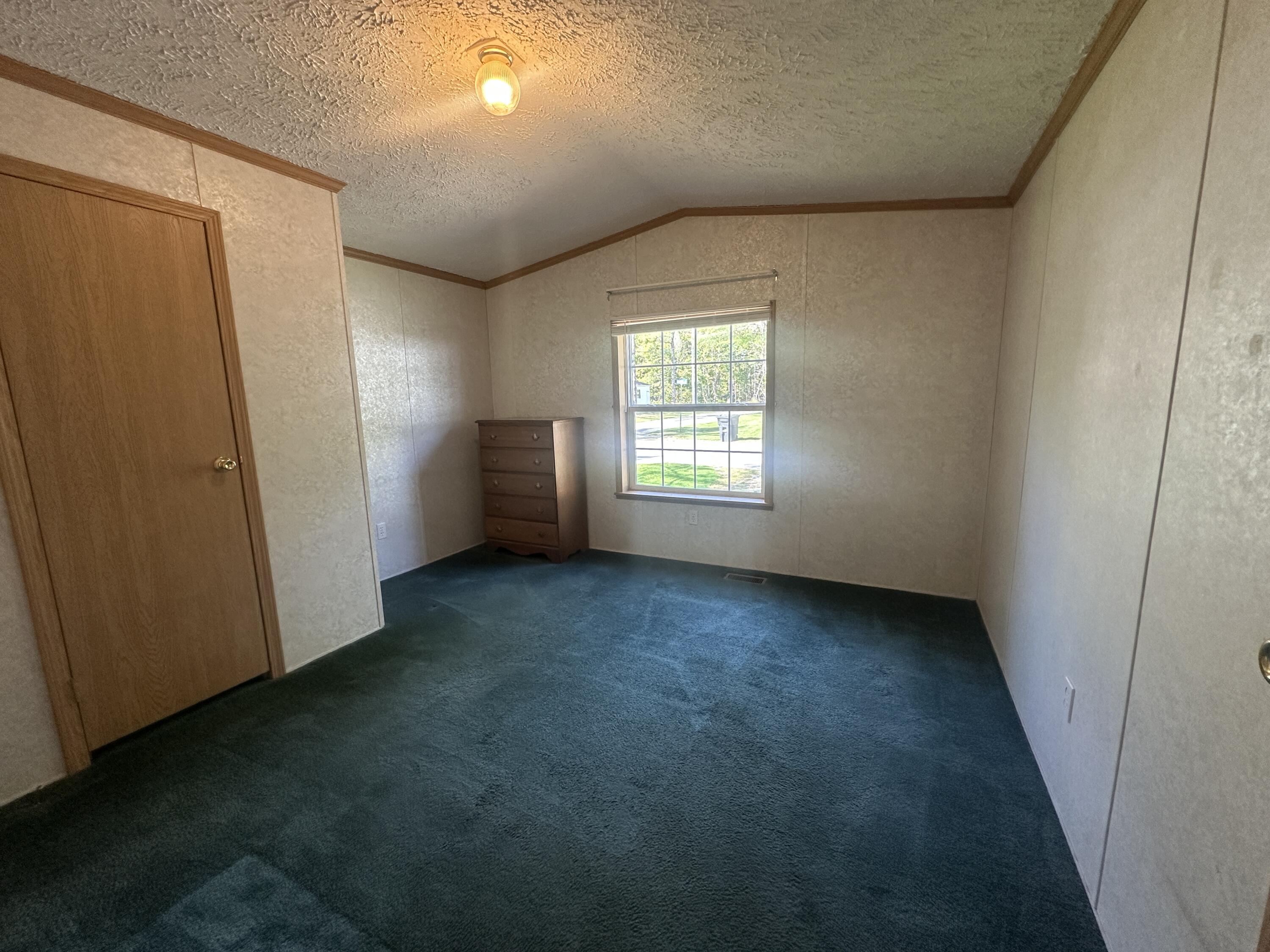 109 Bruins Drive, Waterville, ME, 04901