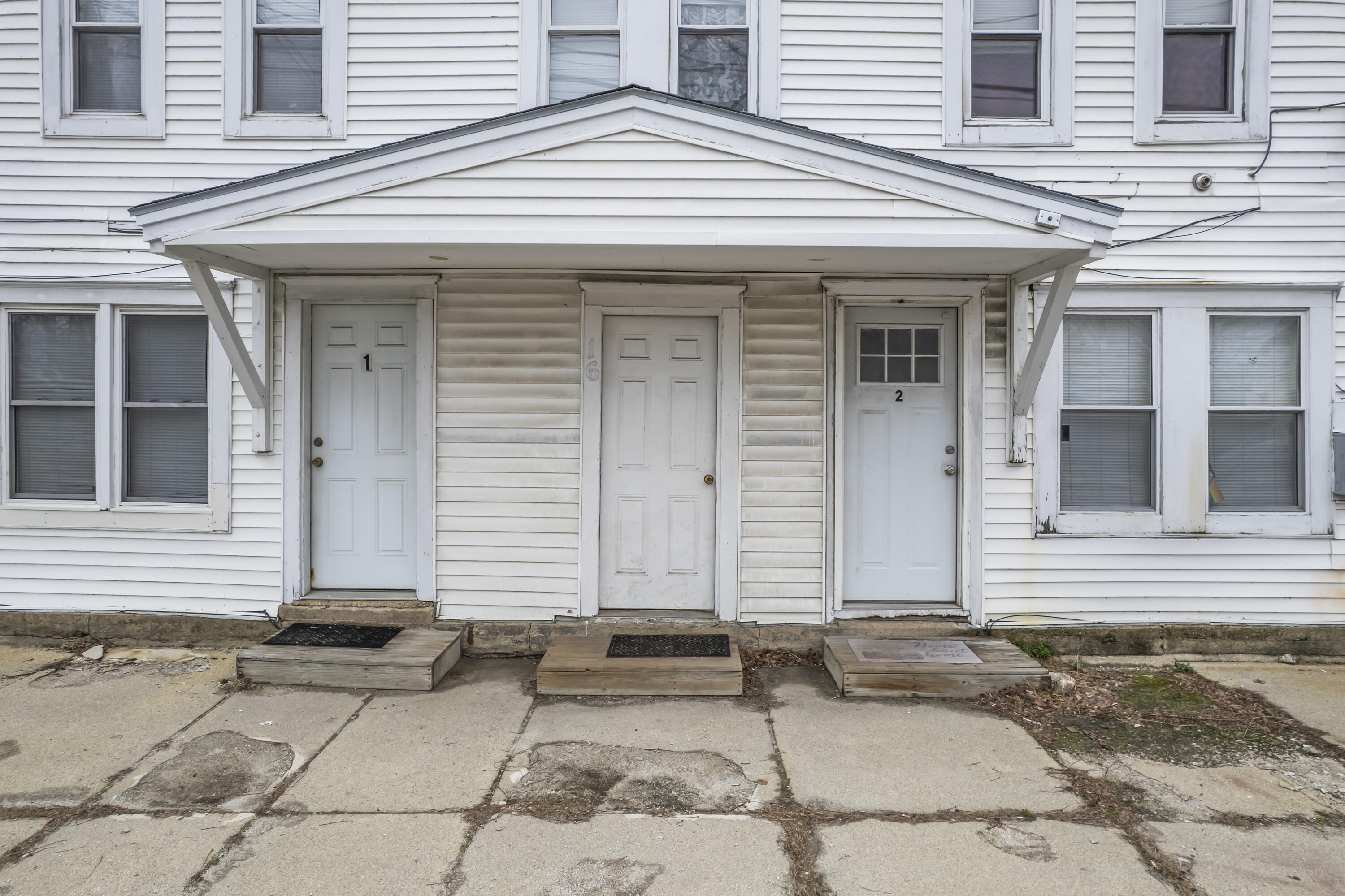 16 Main Street, Topsham, ME, 04086