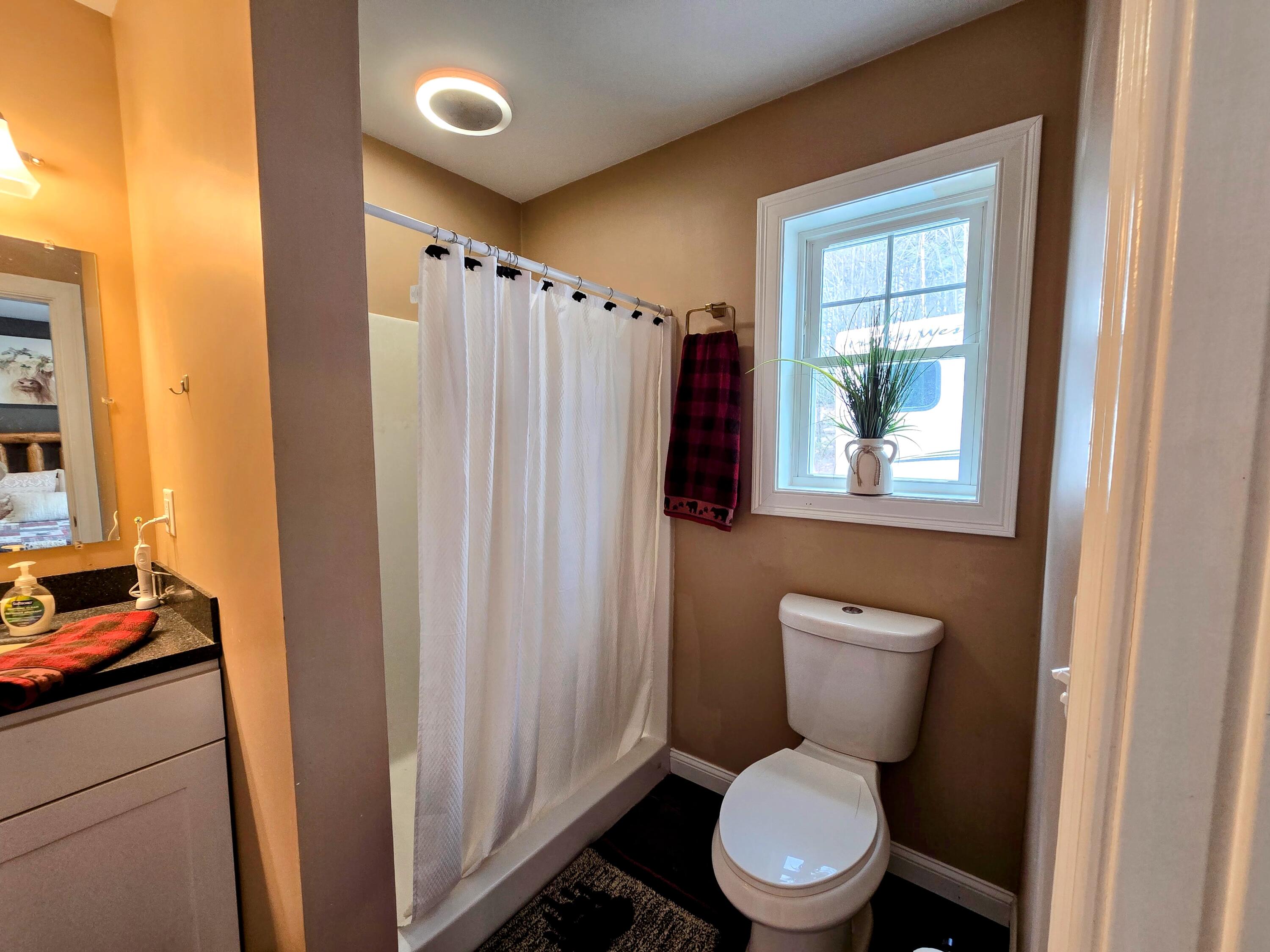 976 Park Street, Paris, ME, 04281