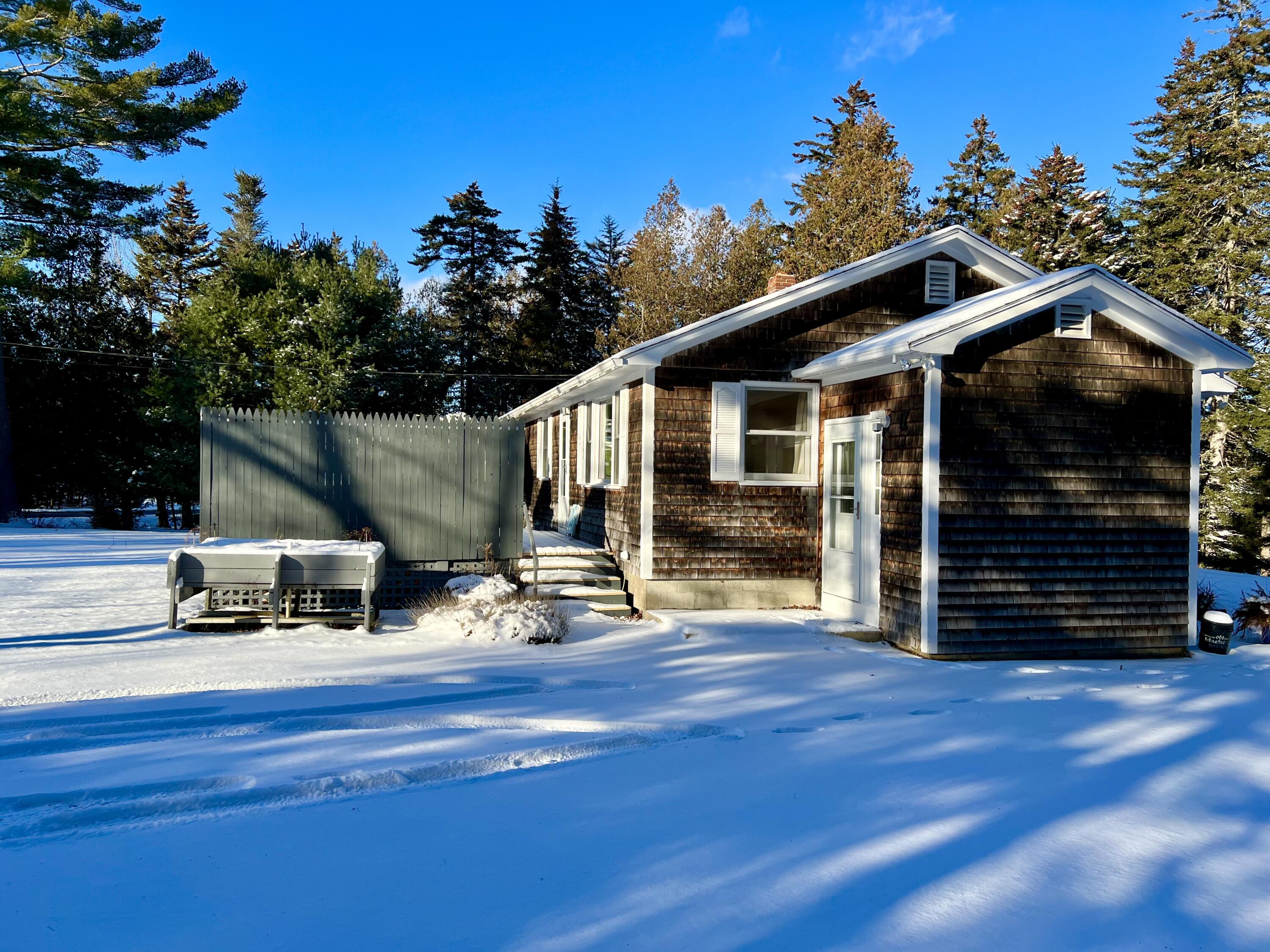 17 Freeman Ridge Road, Southwest Harbor, ME, 04679
