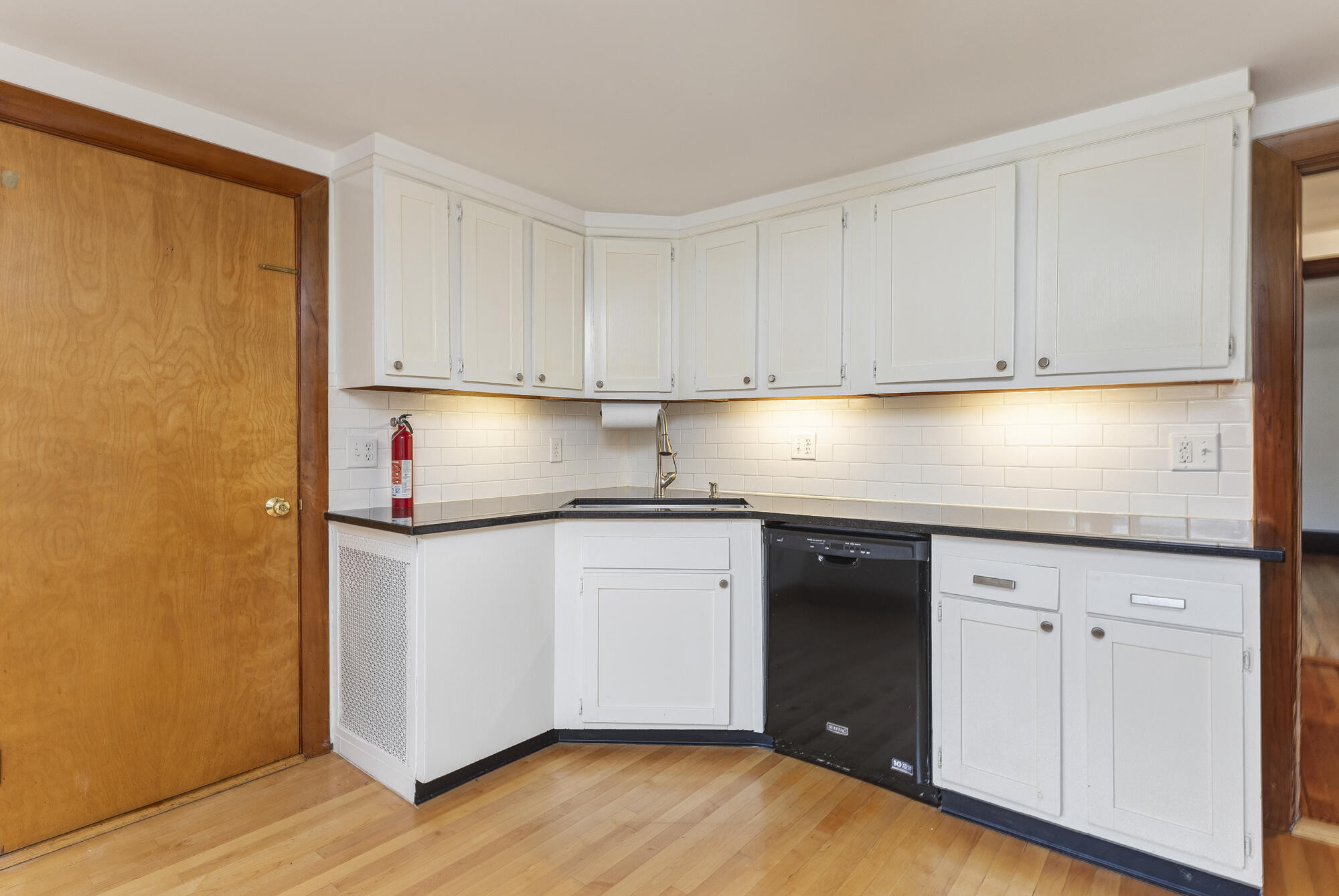 44 Warren Avenue, Cape Elizabeth, ME 04107 44 Warren Unit#3_28
