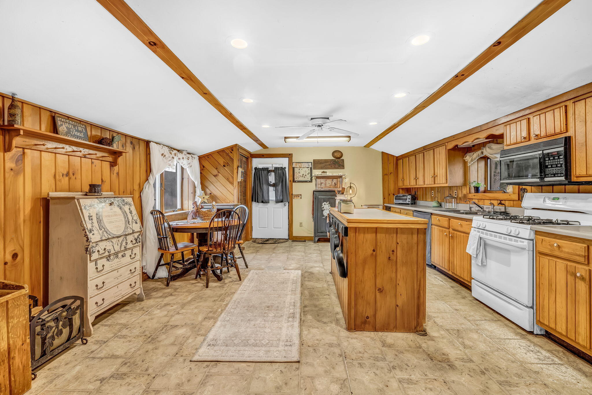 1294 Molunkus Road, Cornville, ME, 04976