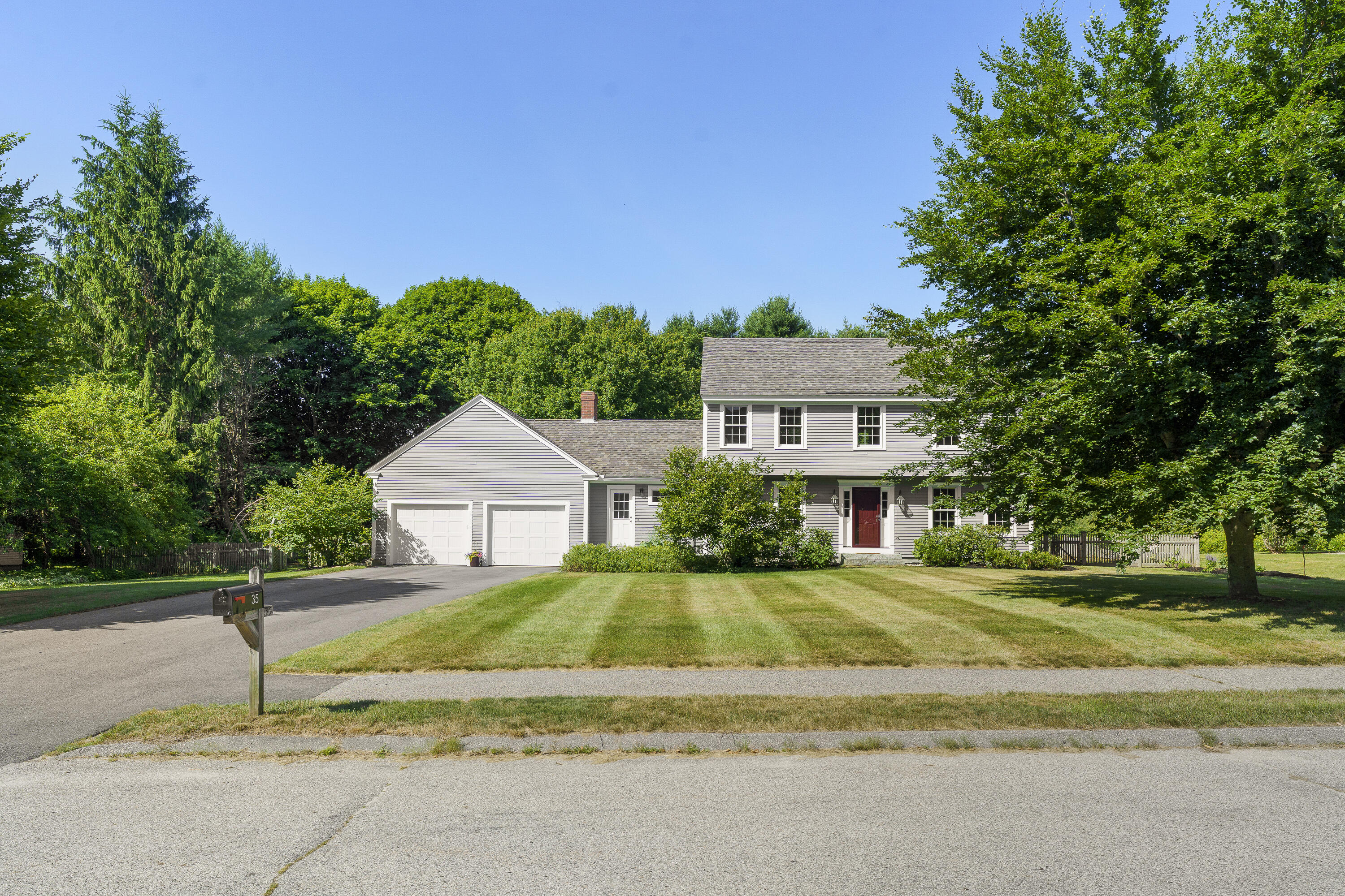 Photo of 35 Fieldstone Drive Yarmouth ME 04096