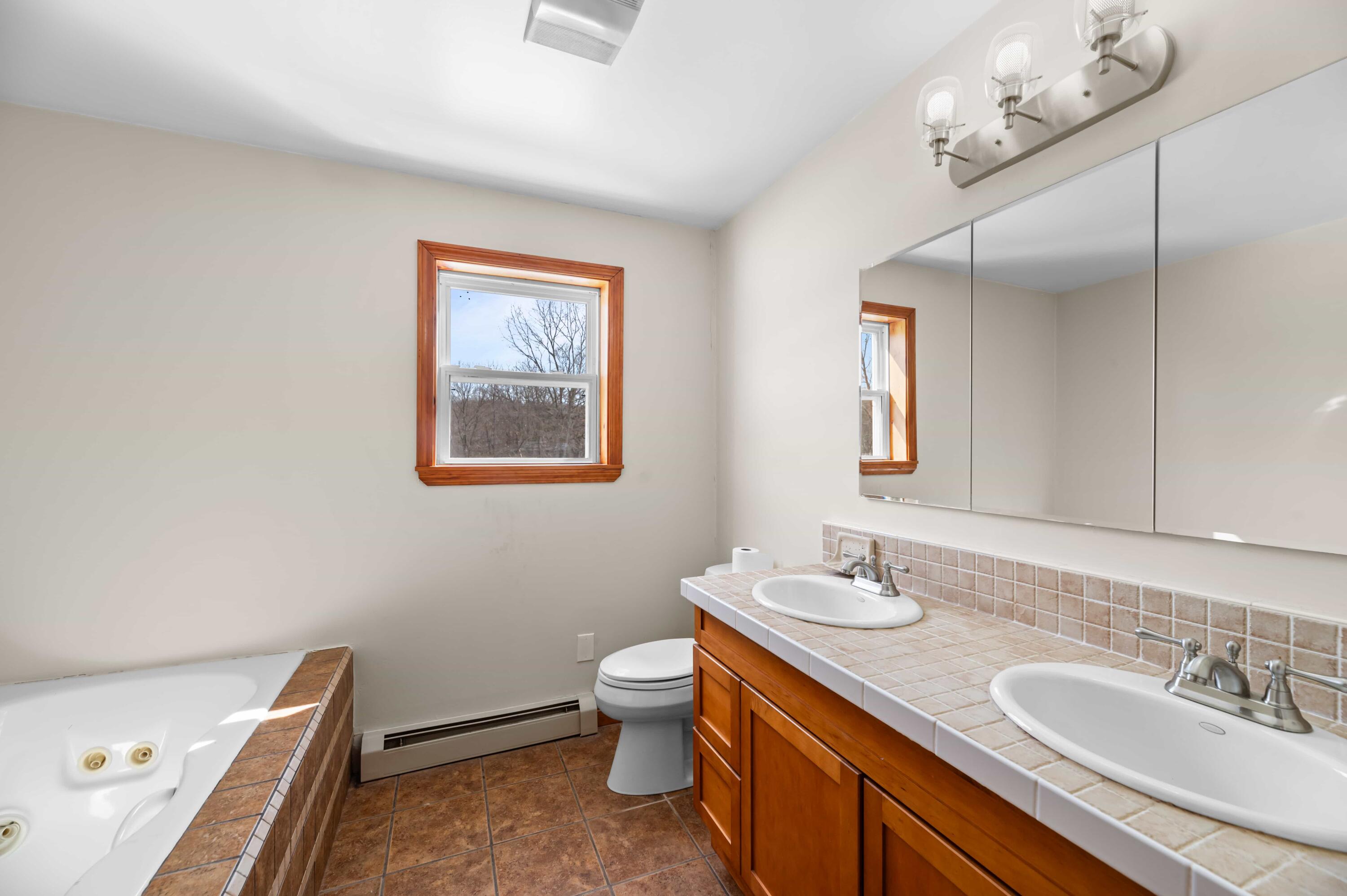 101 Dunham Road, Vassalboro, ME, 04989