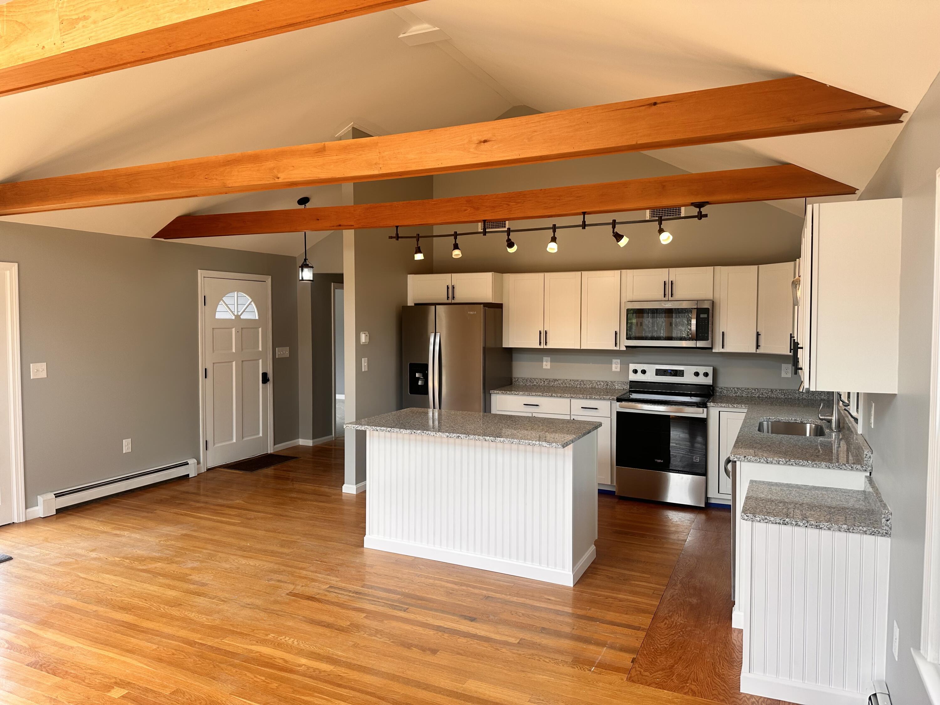 7 Robin Lane UNIT 2, Kittery, ME, 03904