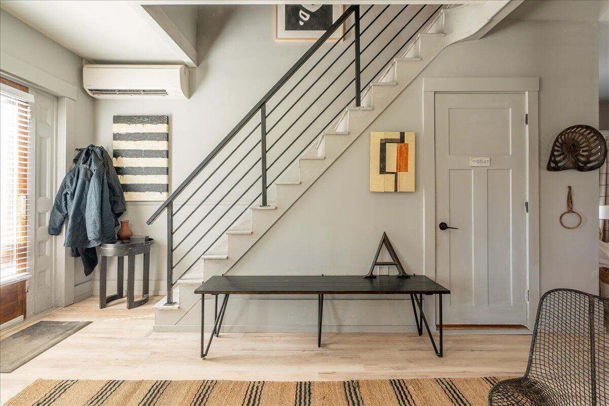 17 Mountain Street, Camden, ME, 04843