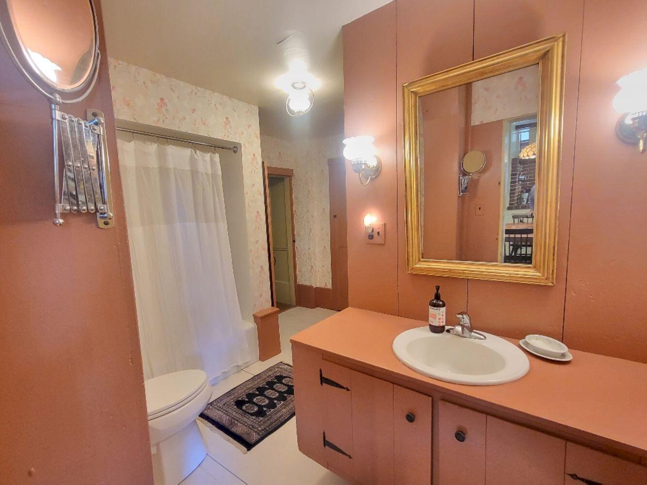 965 Industry Road, Farmington, ME, 04938