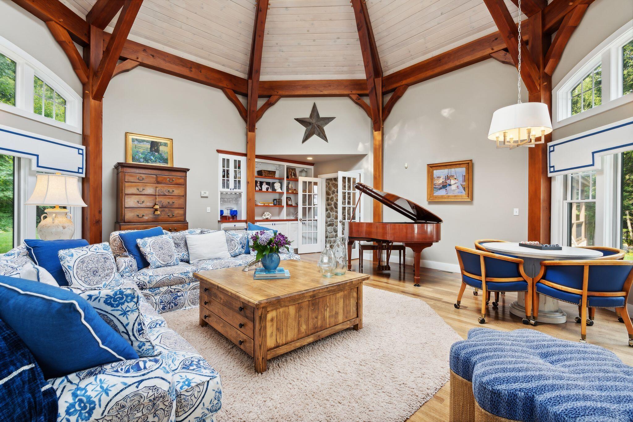 224 Ledges Road S, Naples, ME, 04055