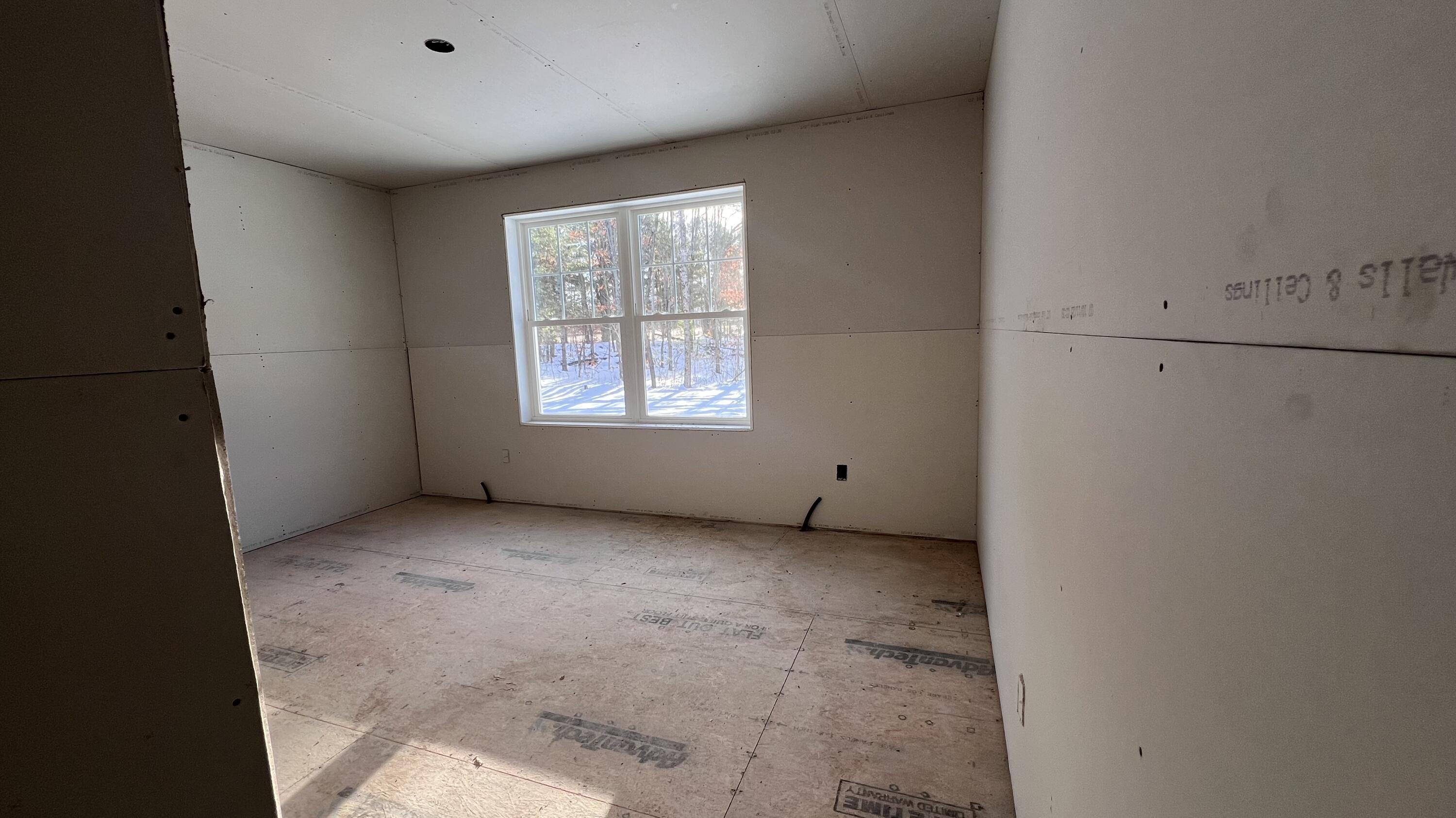 140 Raymond Hill Road, Raymond, ME, 04071