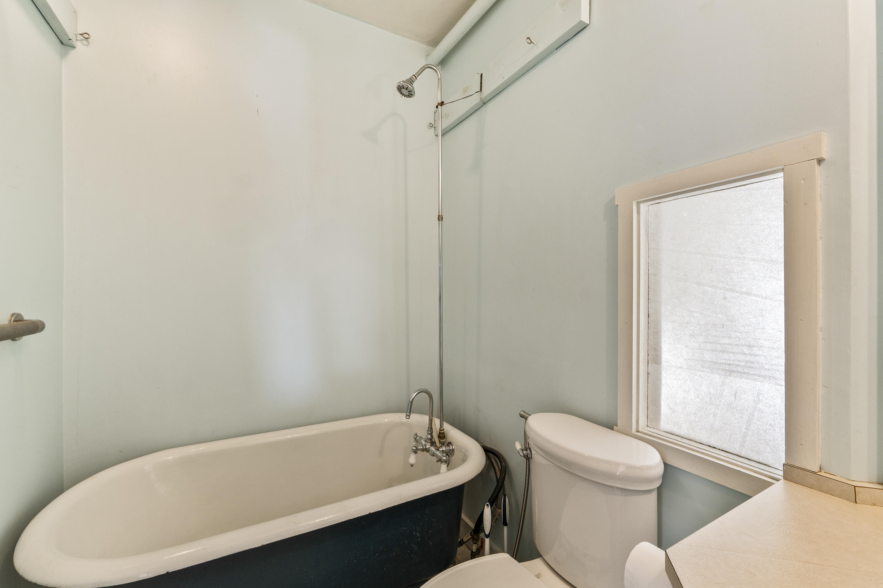 38 Main Street, Topsham, ME, 04086