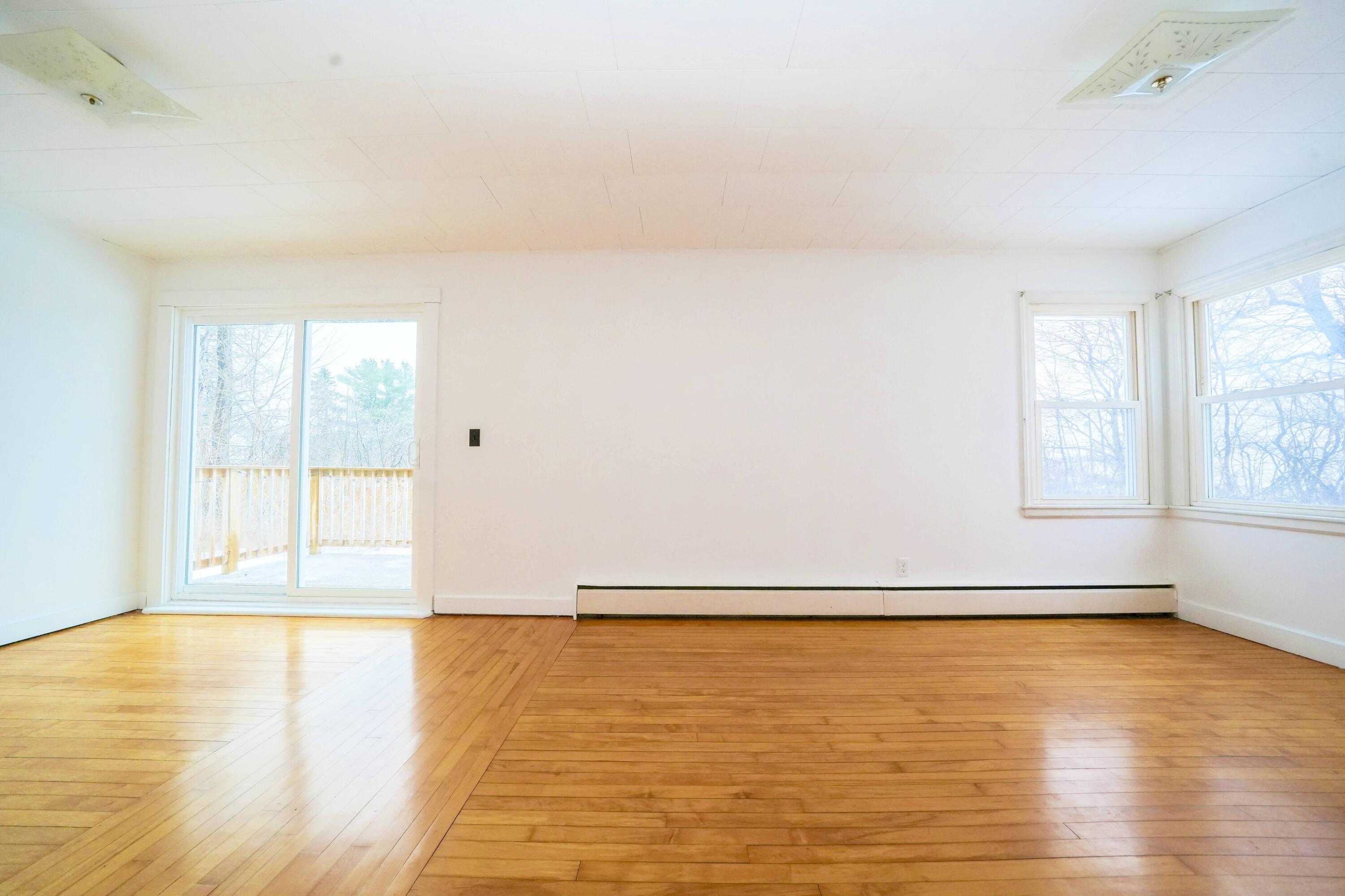 13 Westbrook Terrace, Hampden, ME, 04444