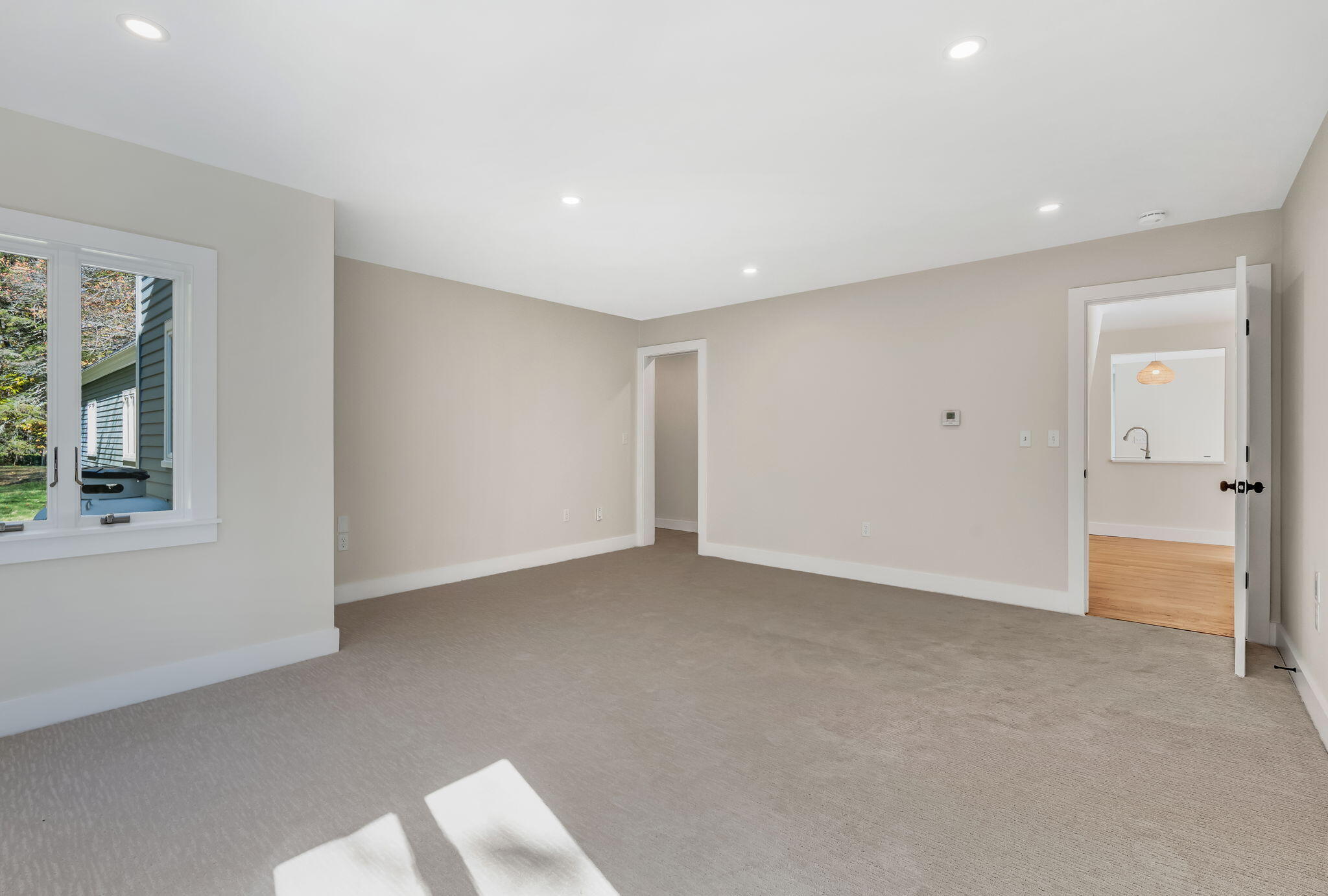 82 Falcon Lane, Lamoine, ME, 04605