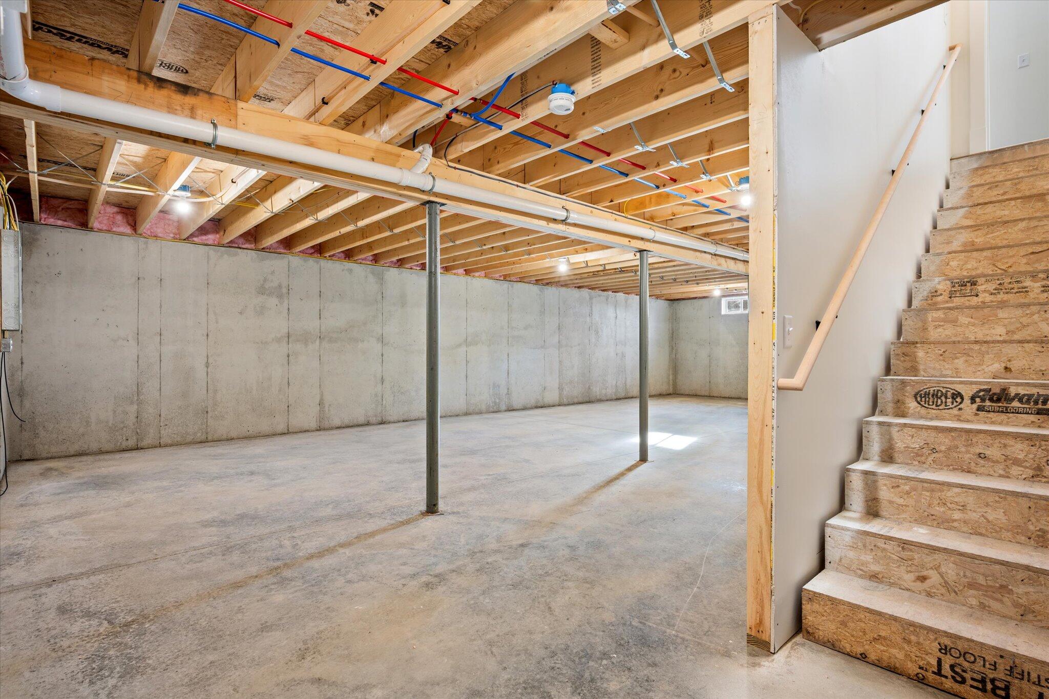 7 Donegal Drive, Veazie, ME, 04401