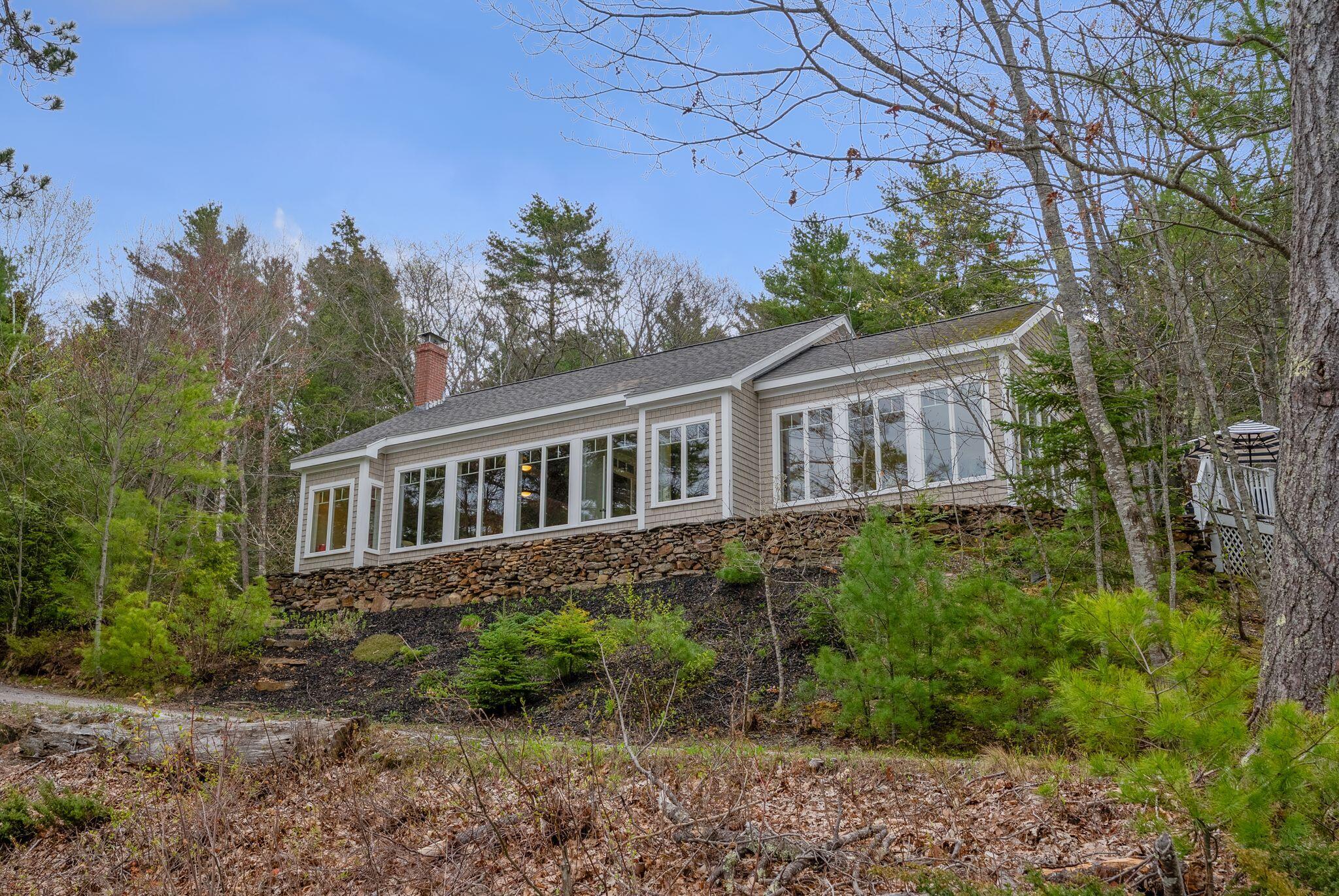 391 Main Road, Islesboro, ME, 04848