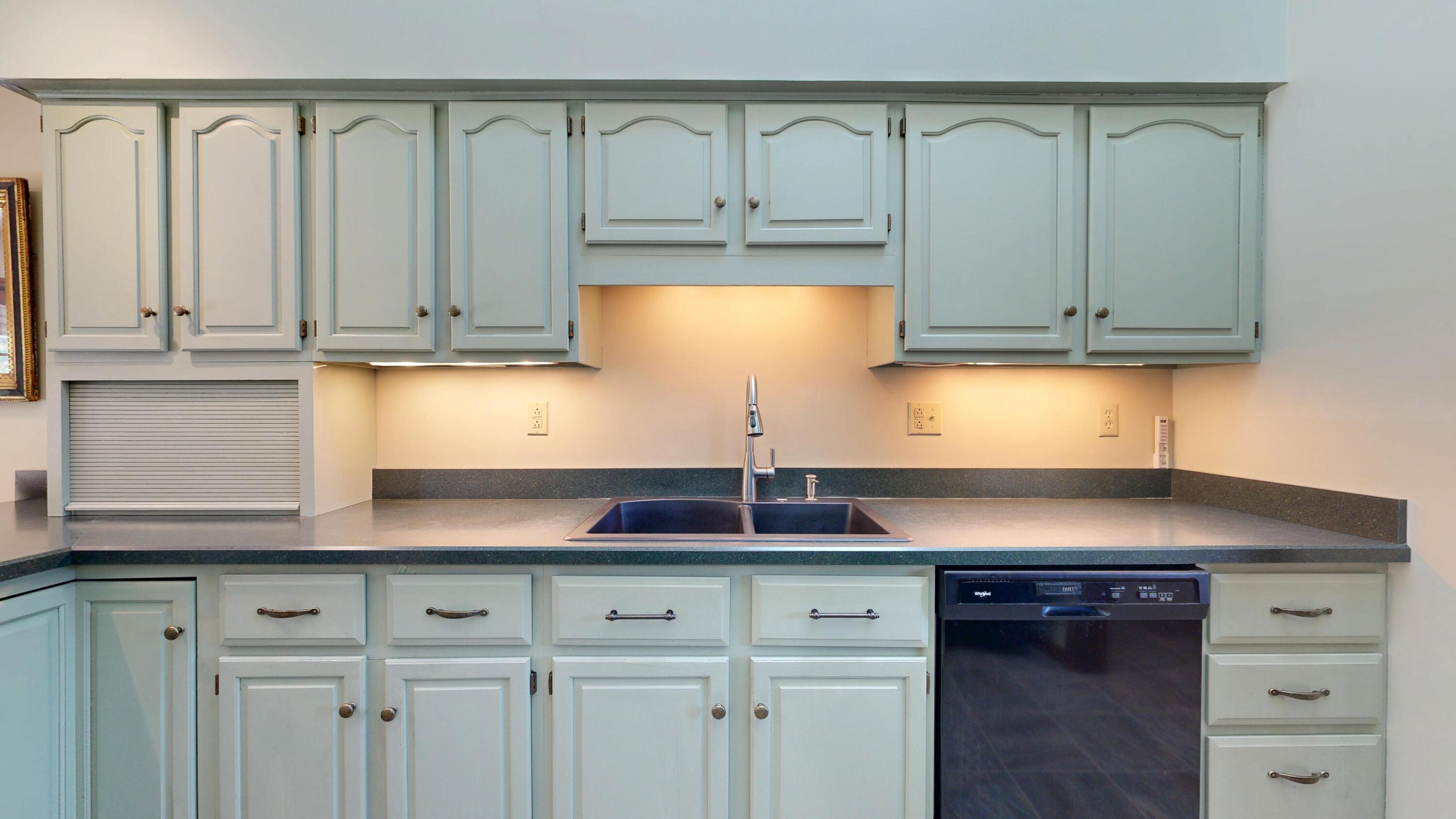 12 Hartford Street, Lewiston, ME, 04240