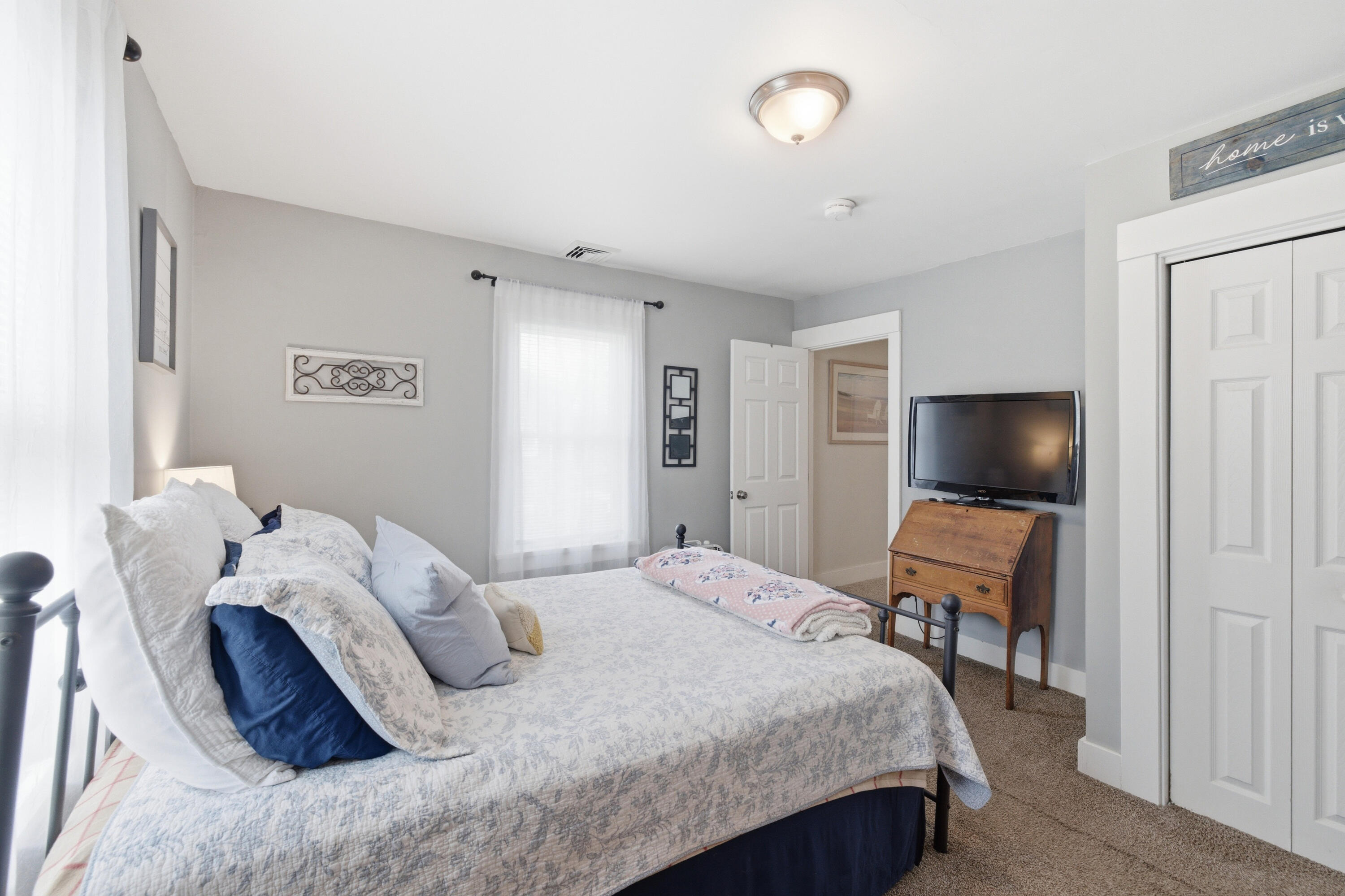 24 Grove Street UNIT 24, Kennebunk, ME, 04043