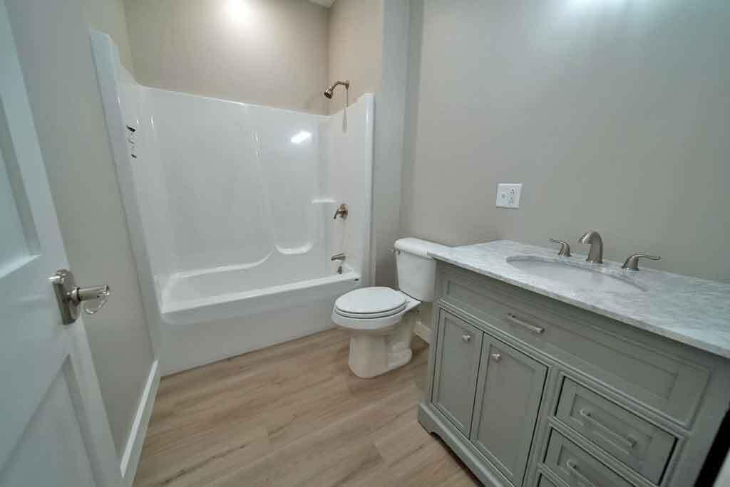 9 Lilac Lane, Houlton, ME, 04730