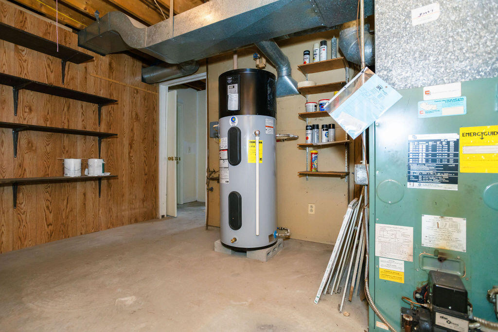 109 Sunny Hill Drive, Farmington, ME, 04938