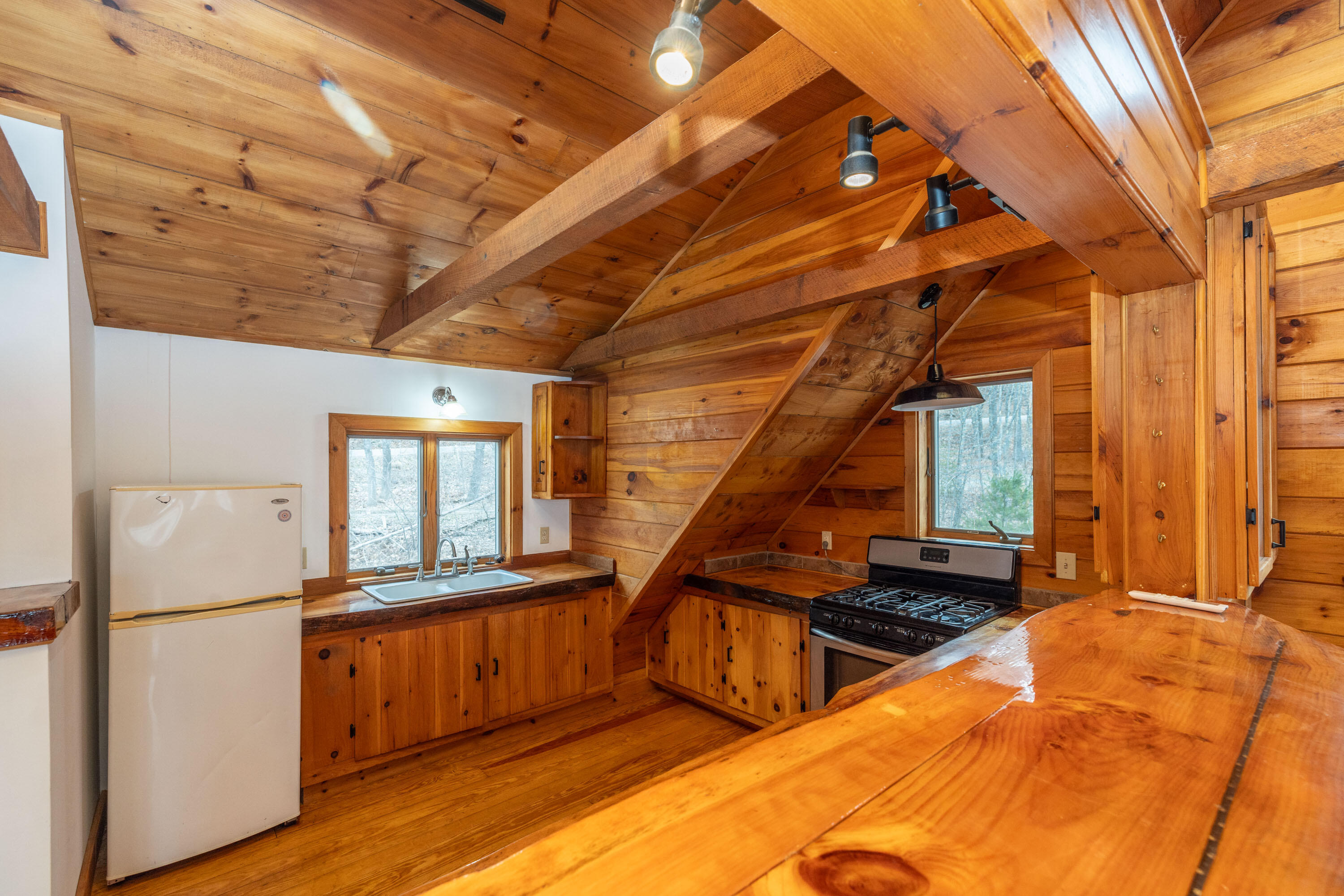 318 Hatchet Mountain Road, Hope, ME, 04847