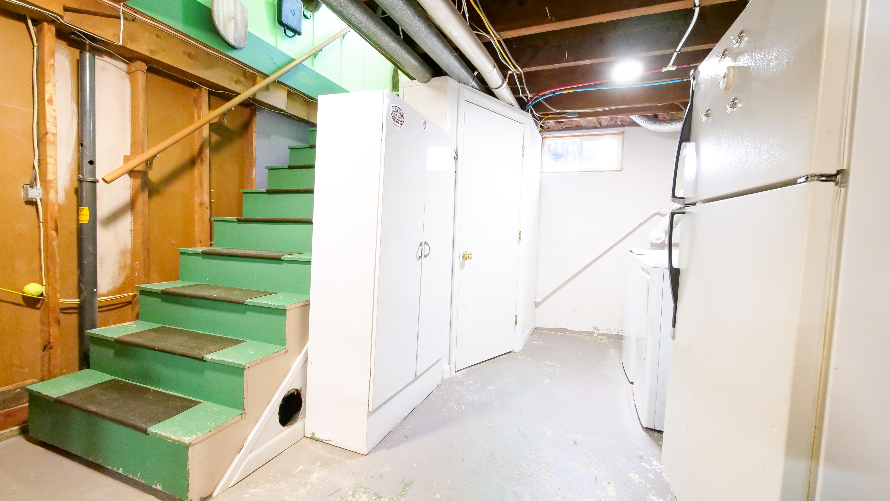 16 Gardner Road, Orono, ME, 04473