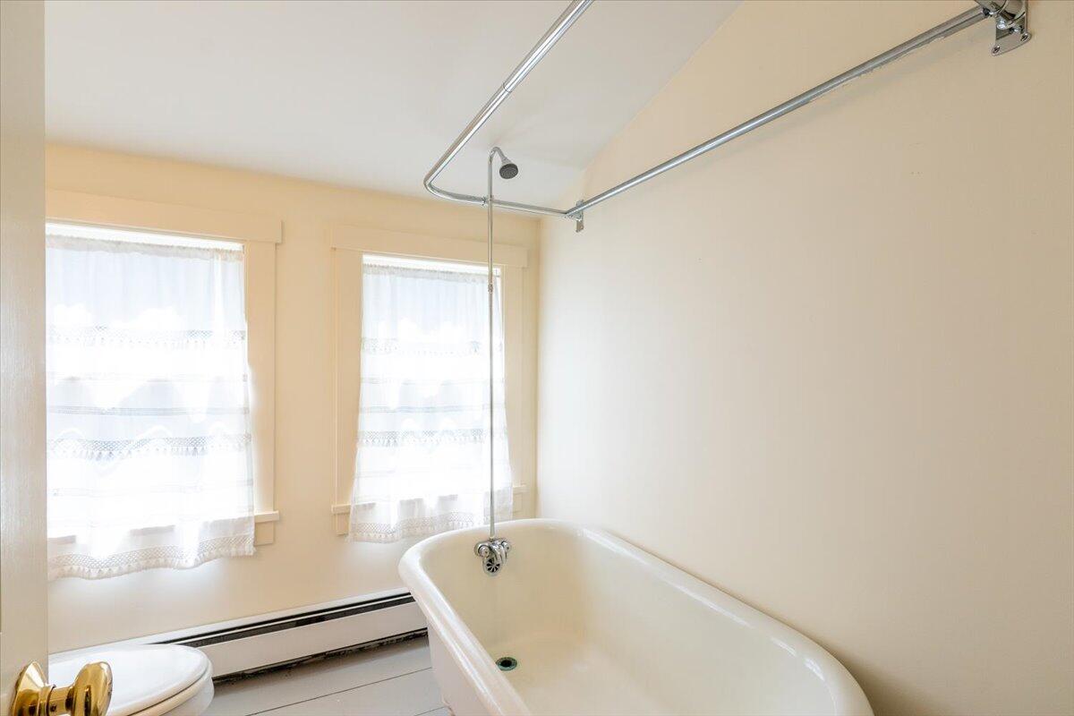 56 Thomaston Street, Rockland, ME, 04841