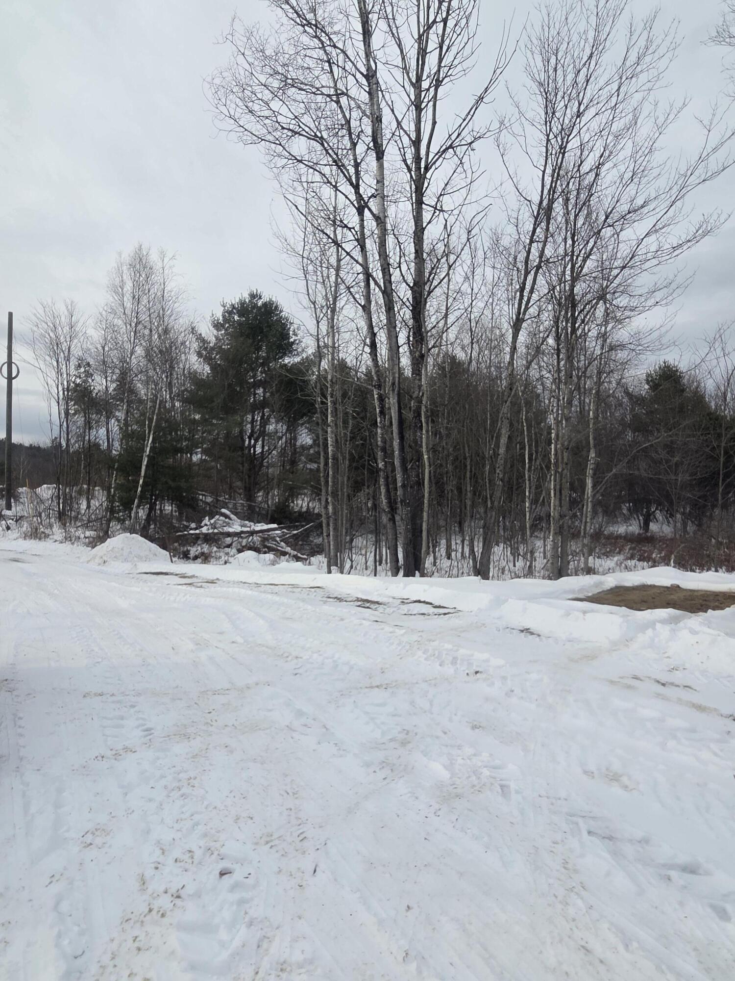 22 E Dixfield Road, Dixfield, ME, 04224