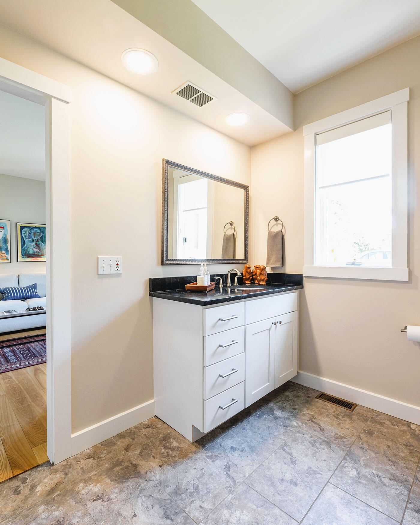 269 Mill Street, Rockport, ME 04856 1/2 bath