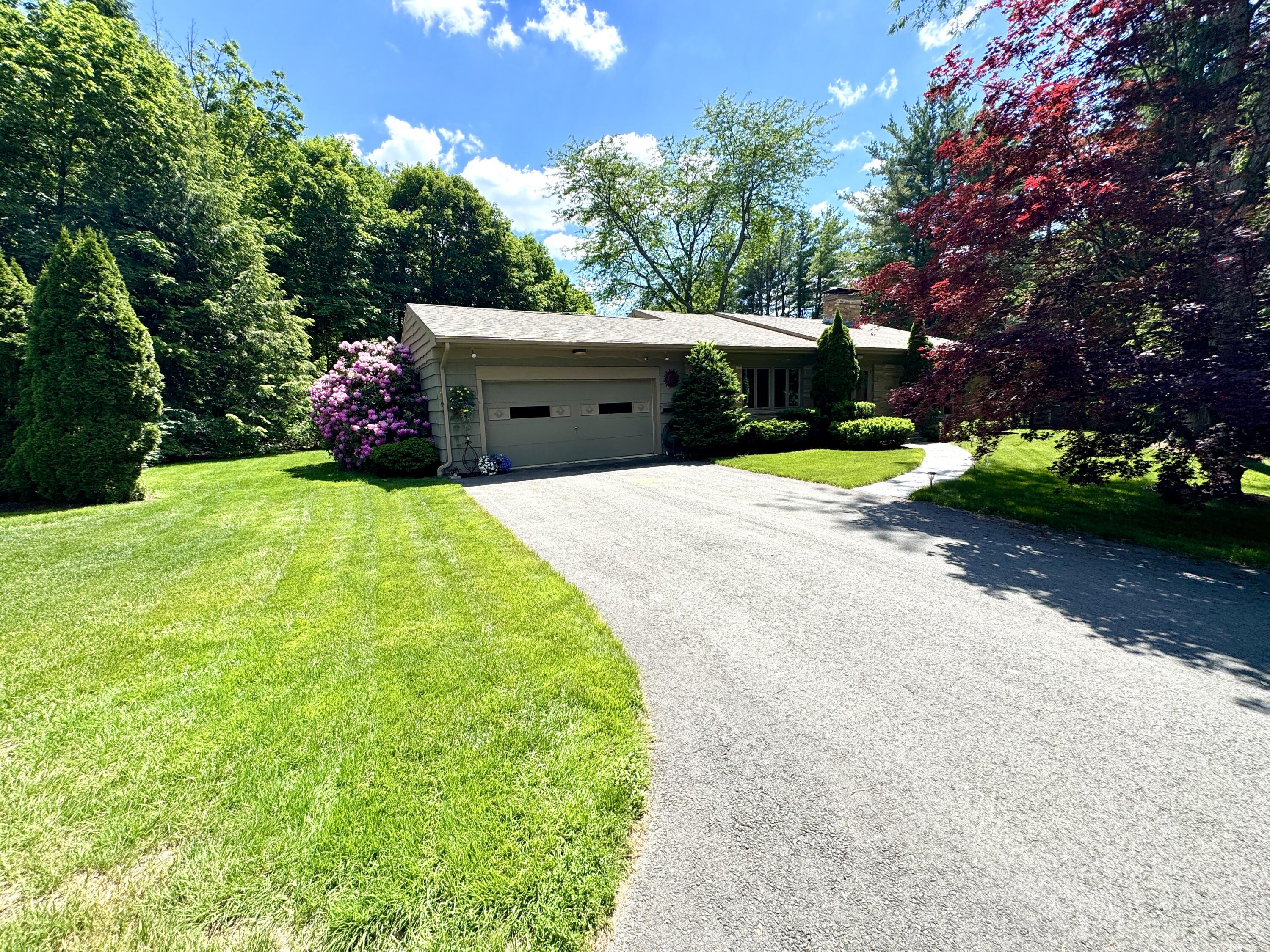 Photo of 281 Clyde Road Bangor ME 04401