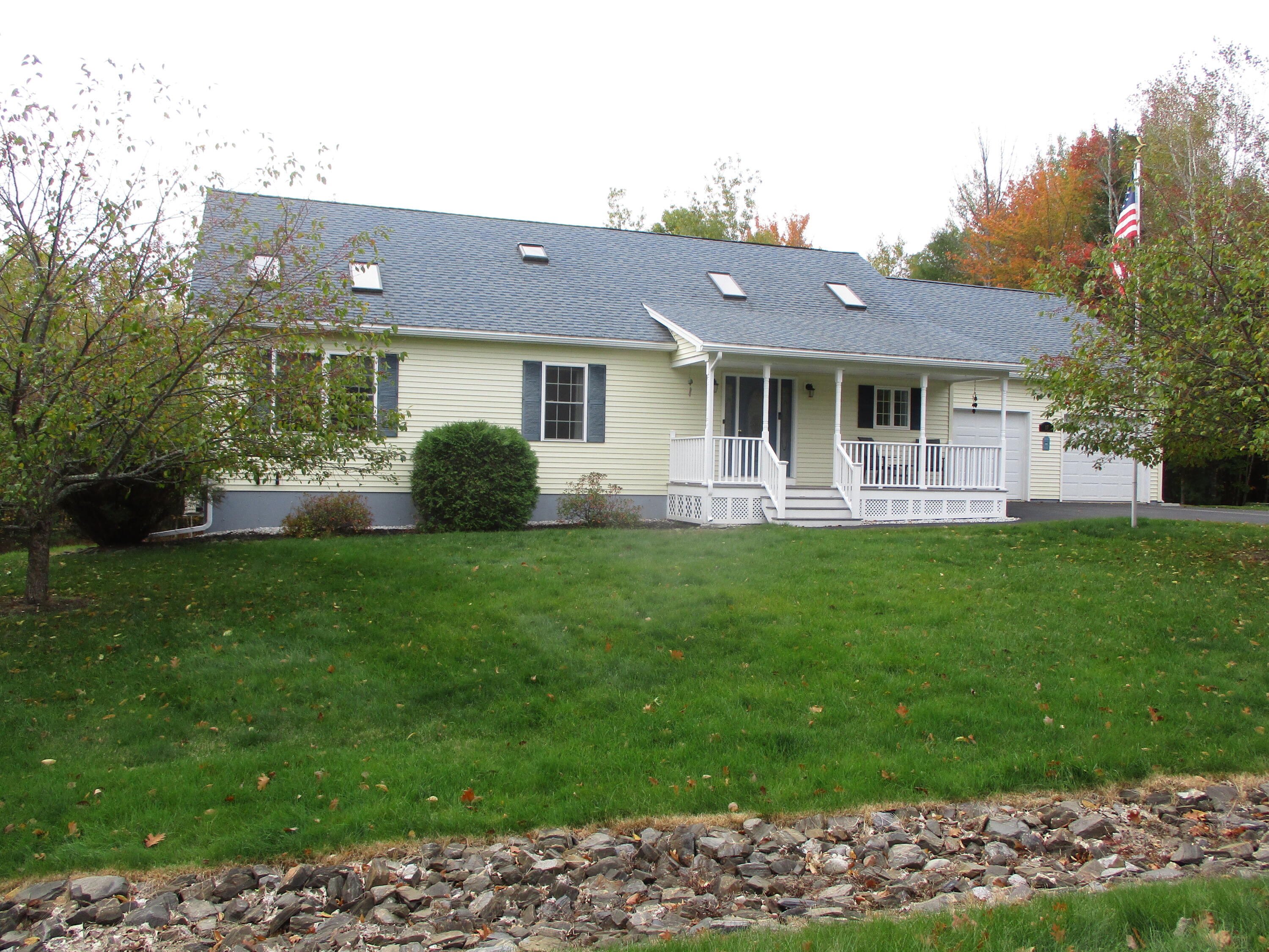 Photo of 17 Jamie Way Sidney ME 04330