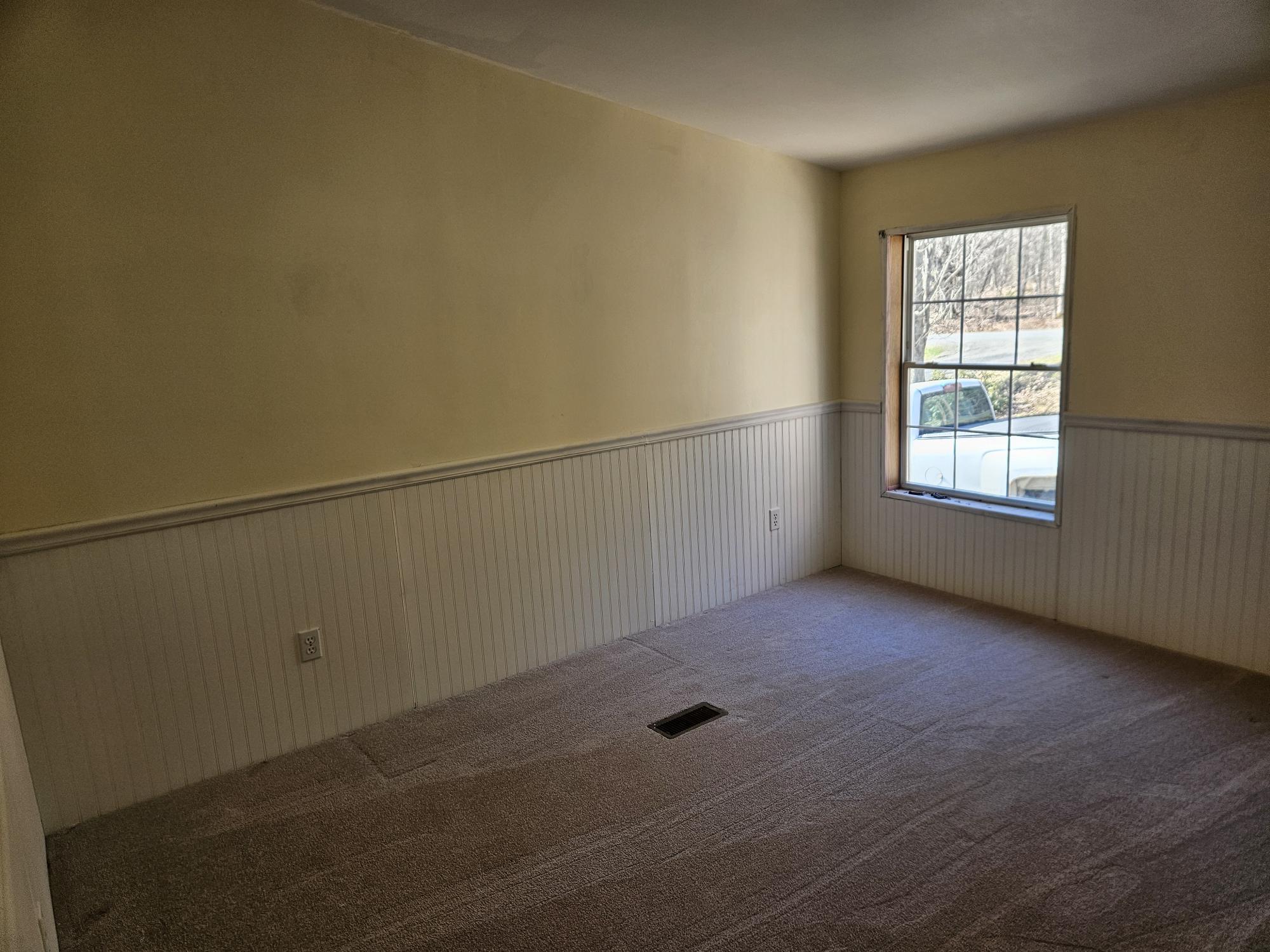 272 N Guilford Road, Monson, ME, 04464