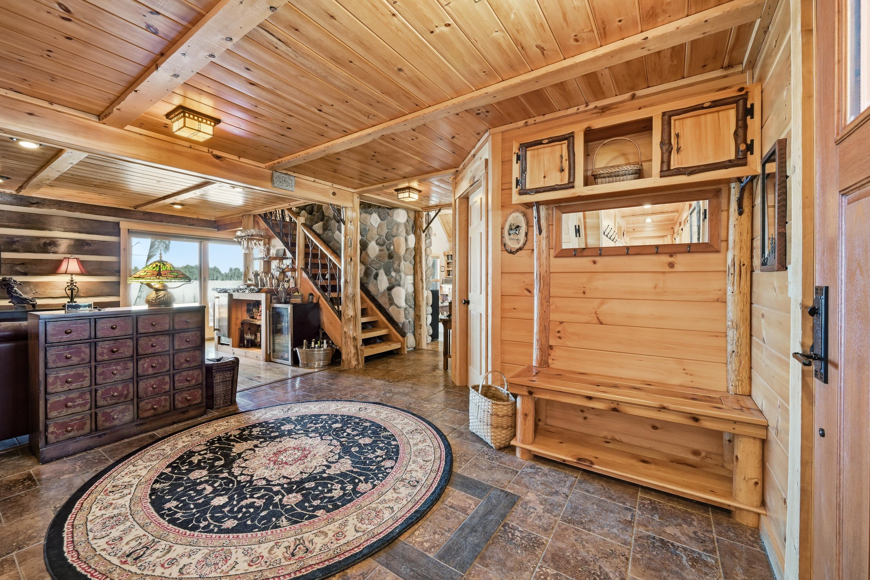 99 Abena Shores, Belgrade, ME, 04917