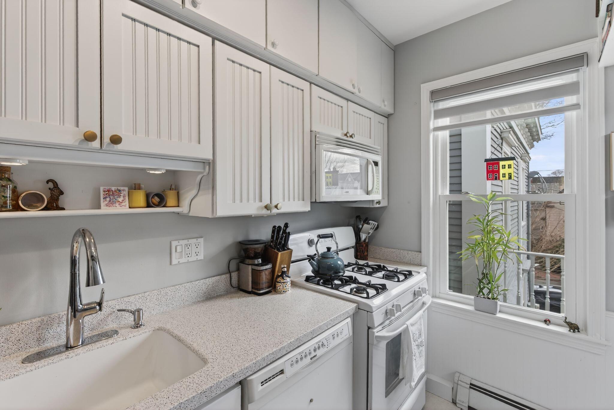 81 Quebec Street UNIT 5, Portland, ME, 04101