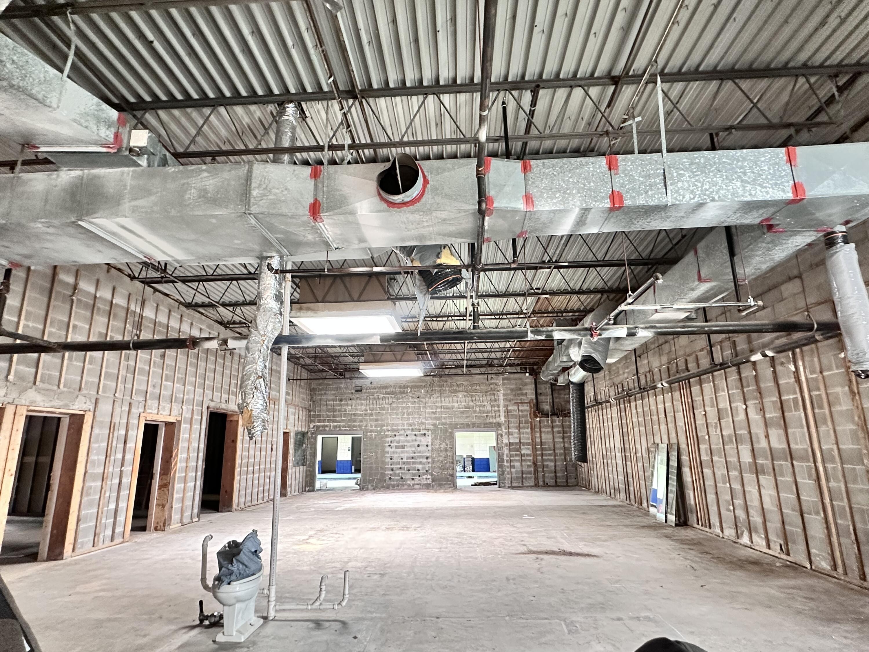 637 Minot Avenue, Auburn, ME, 04210