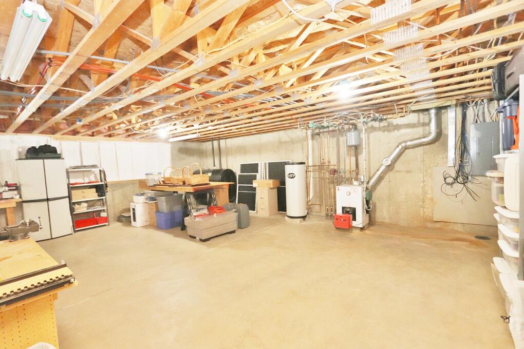 74 Town Farm Road, Hampden, ME, 04444