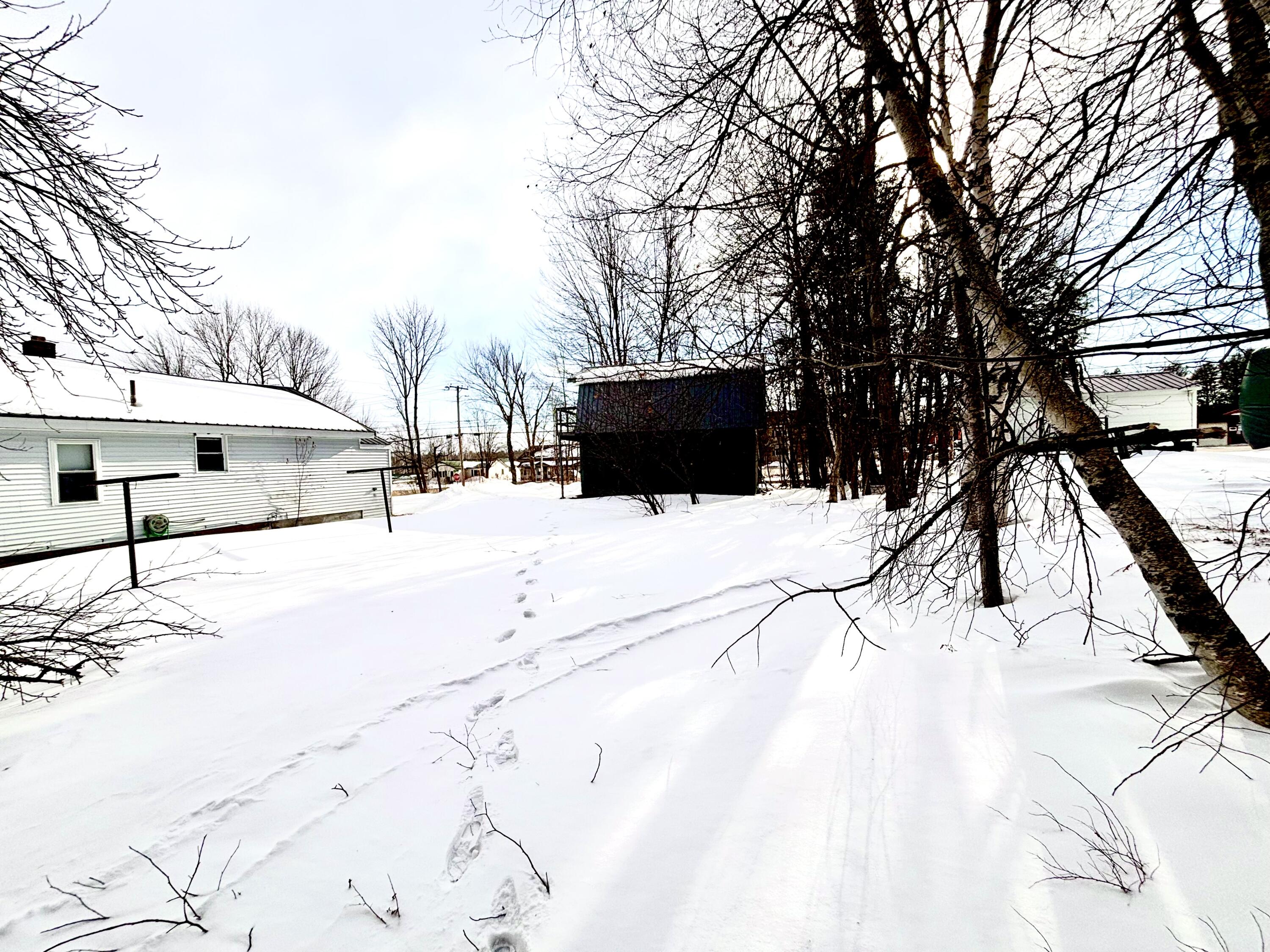 6 Horseshoe Road, Medway, ME, 04460