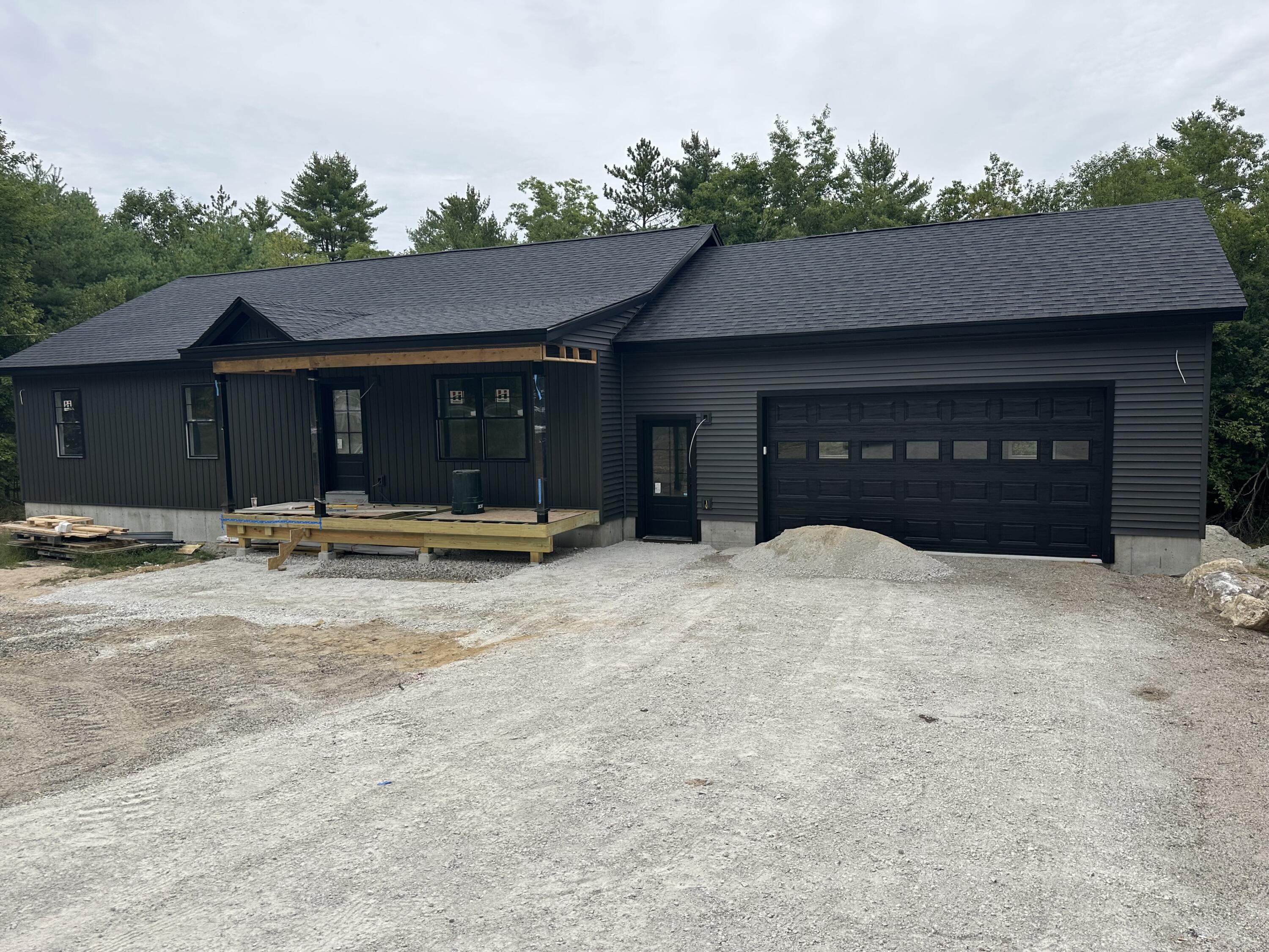Photo of 63 Quarry Road Limerick ME 04048