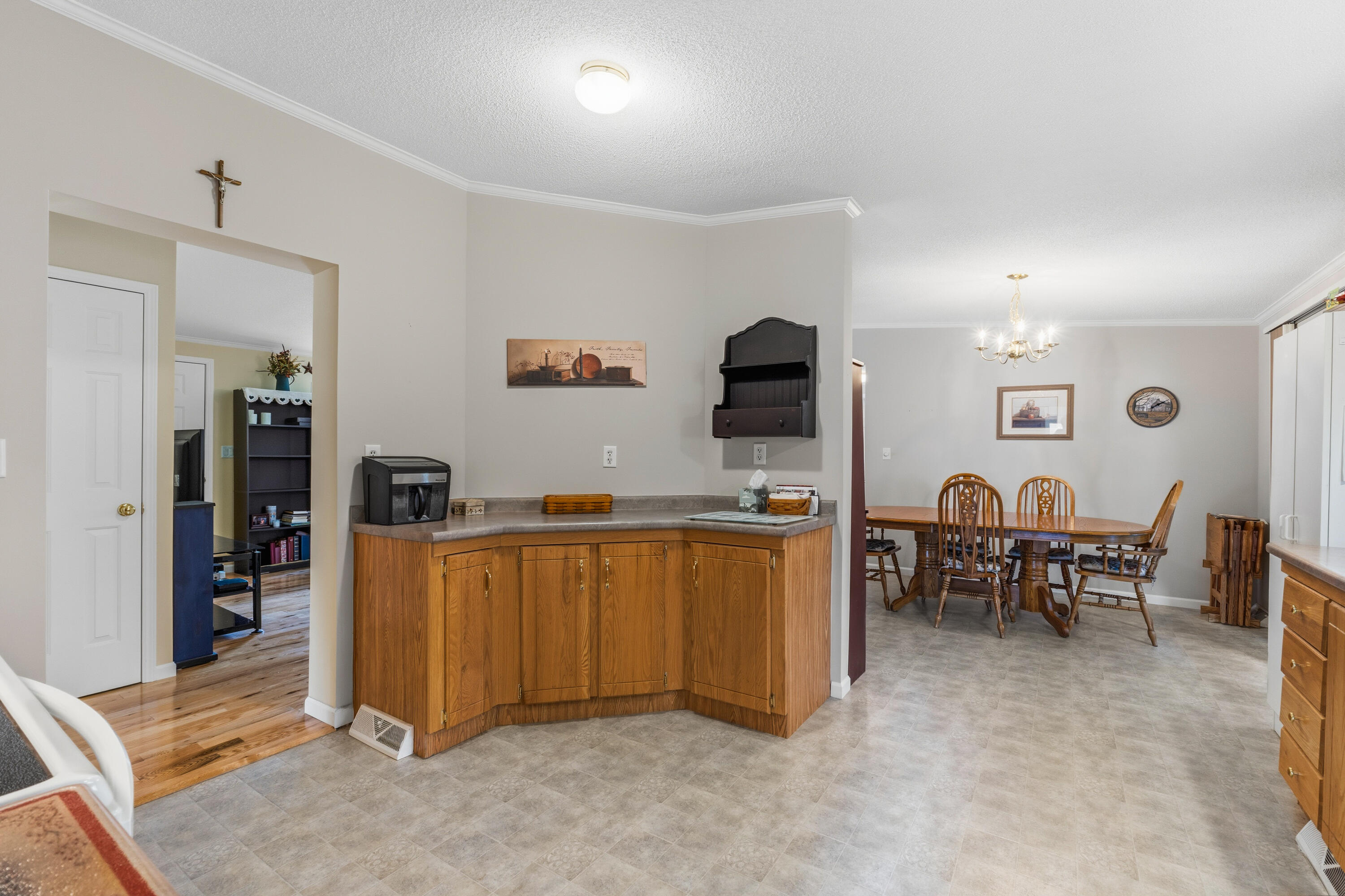 4 Arundel Avenue, Lisbon, ME, 04250