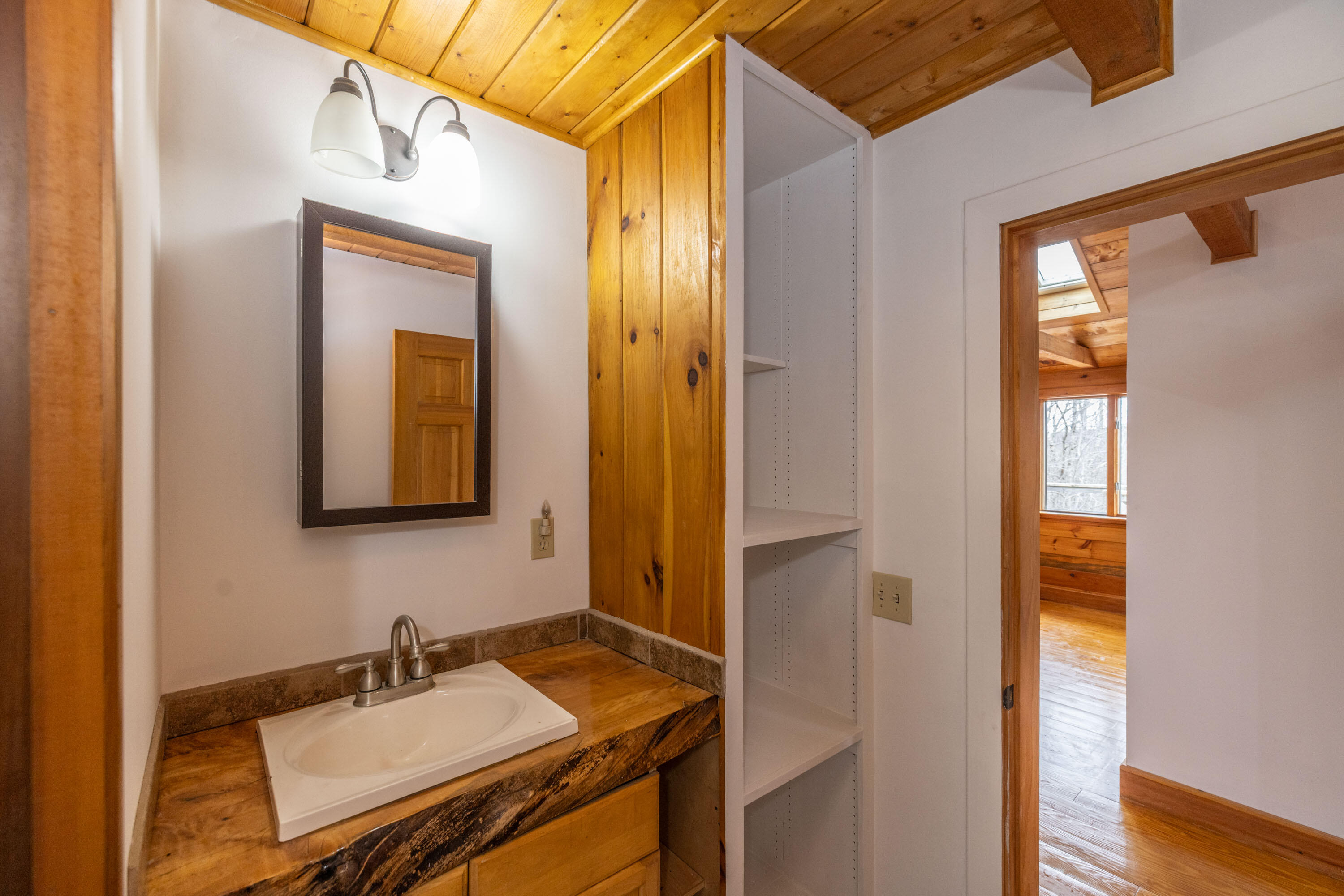 318 Hatchet Mountain Road, Hope, ME, 04847