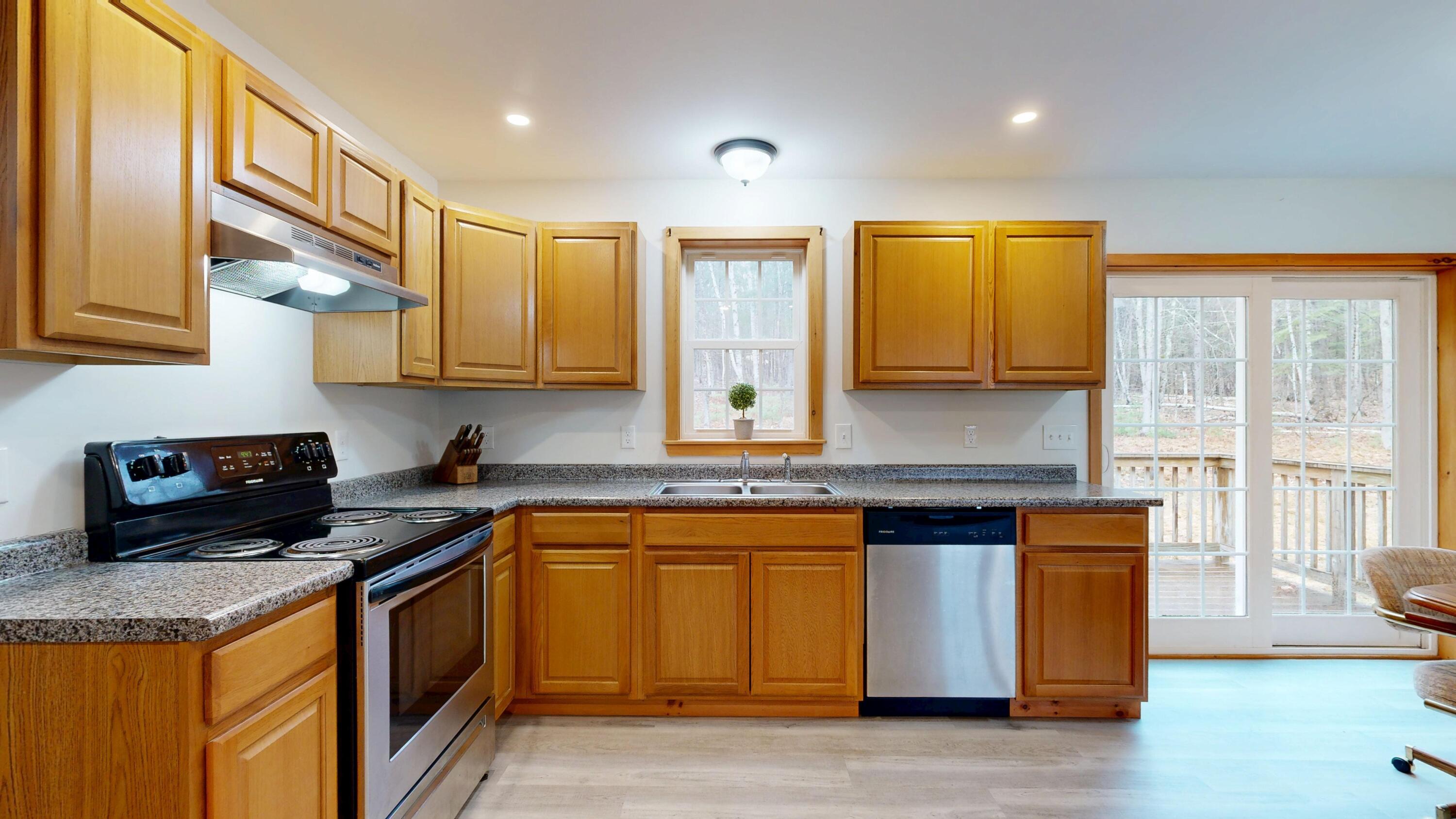 568 Quaker Ridge Road, Greene, ME, 04236