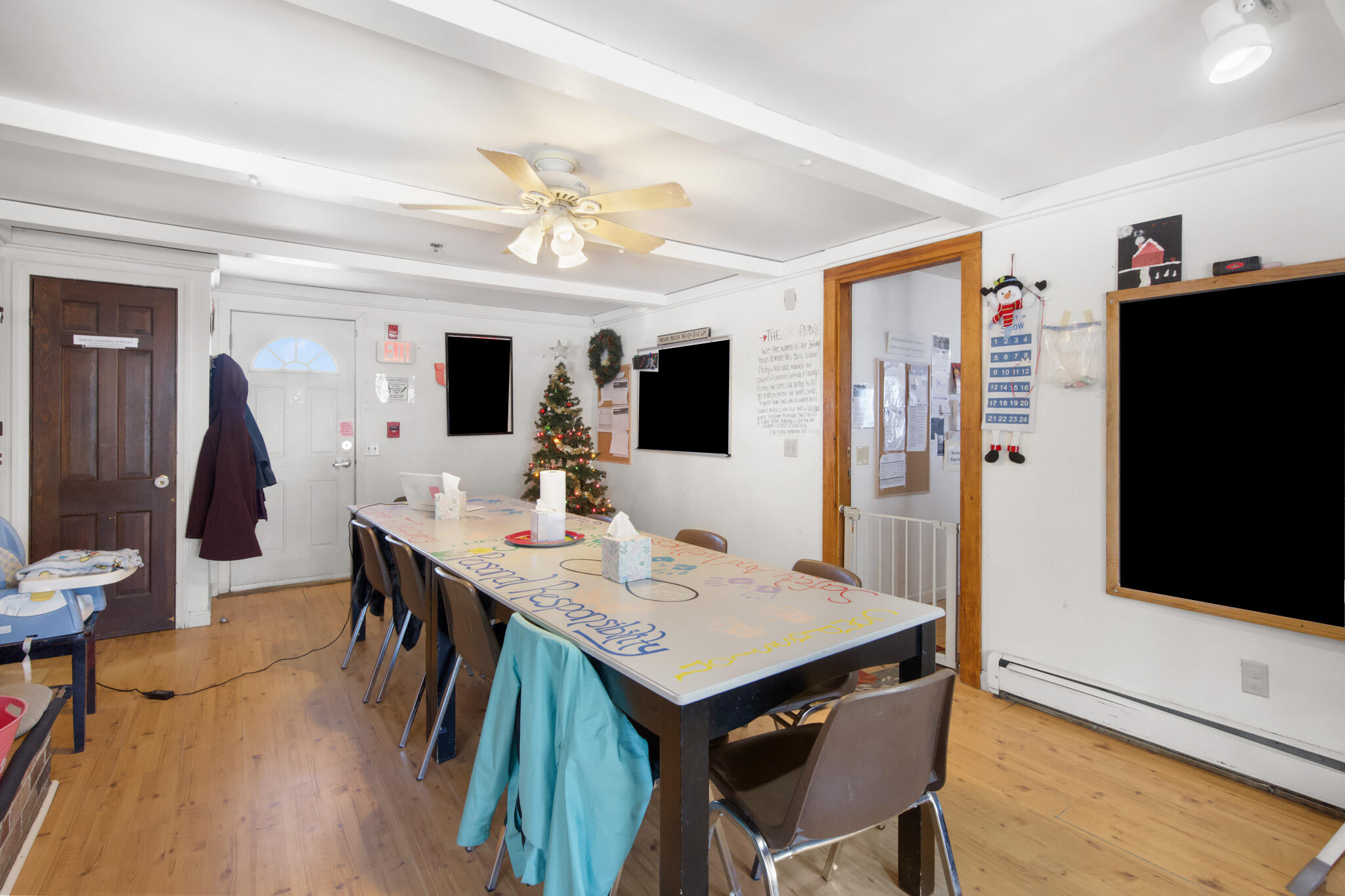 913 Essex Street, Bangor, ME, 04401