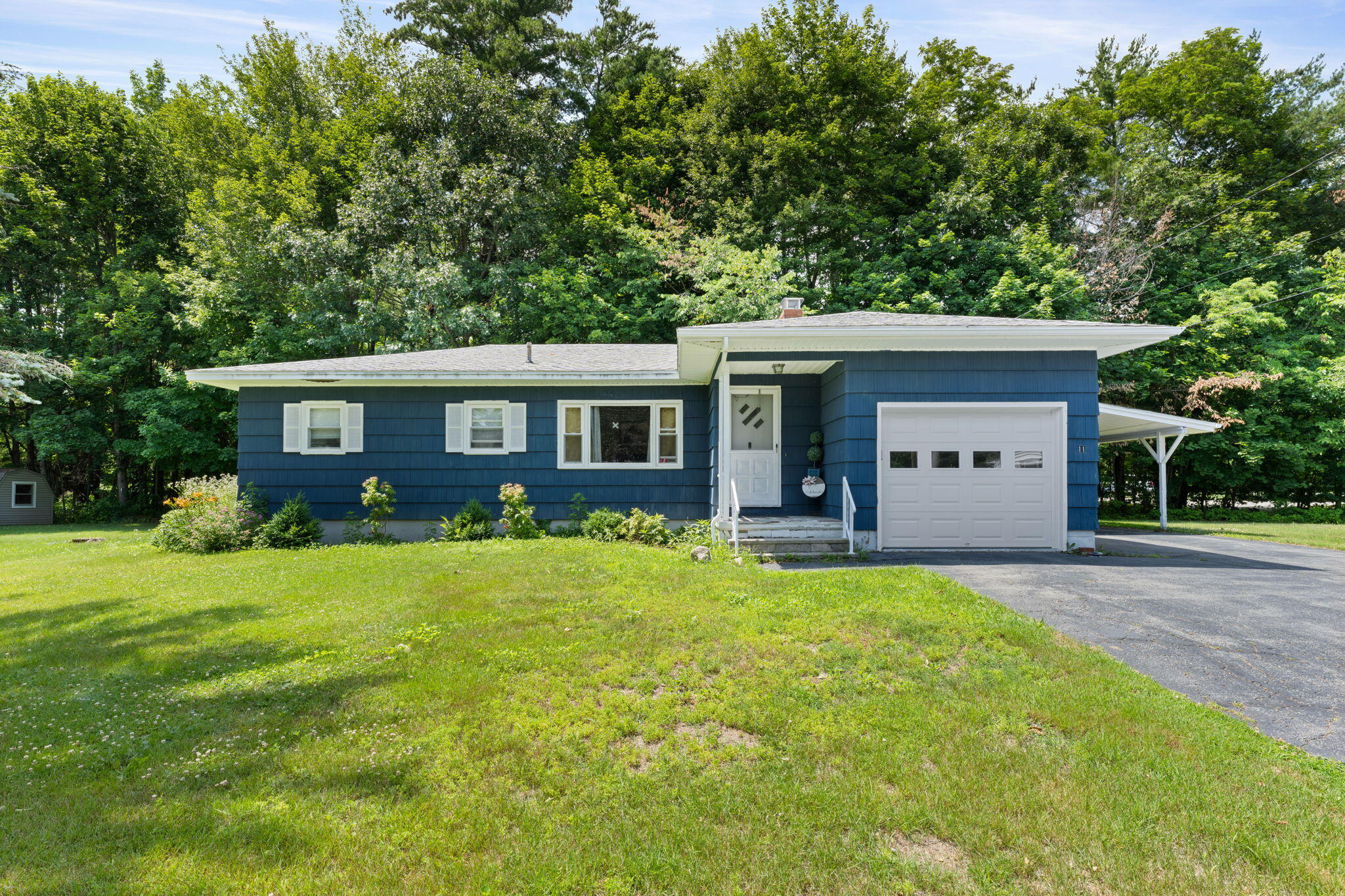 Photo of 11 Arbor Drive Veazie ME 04401