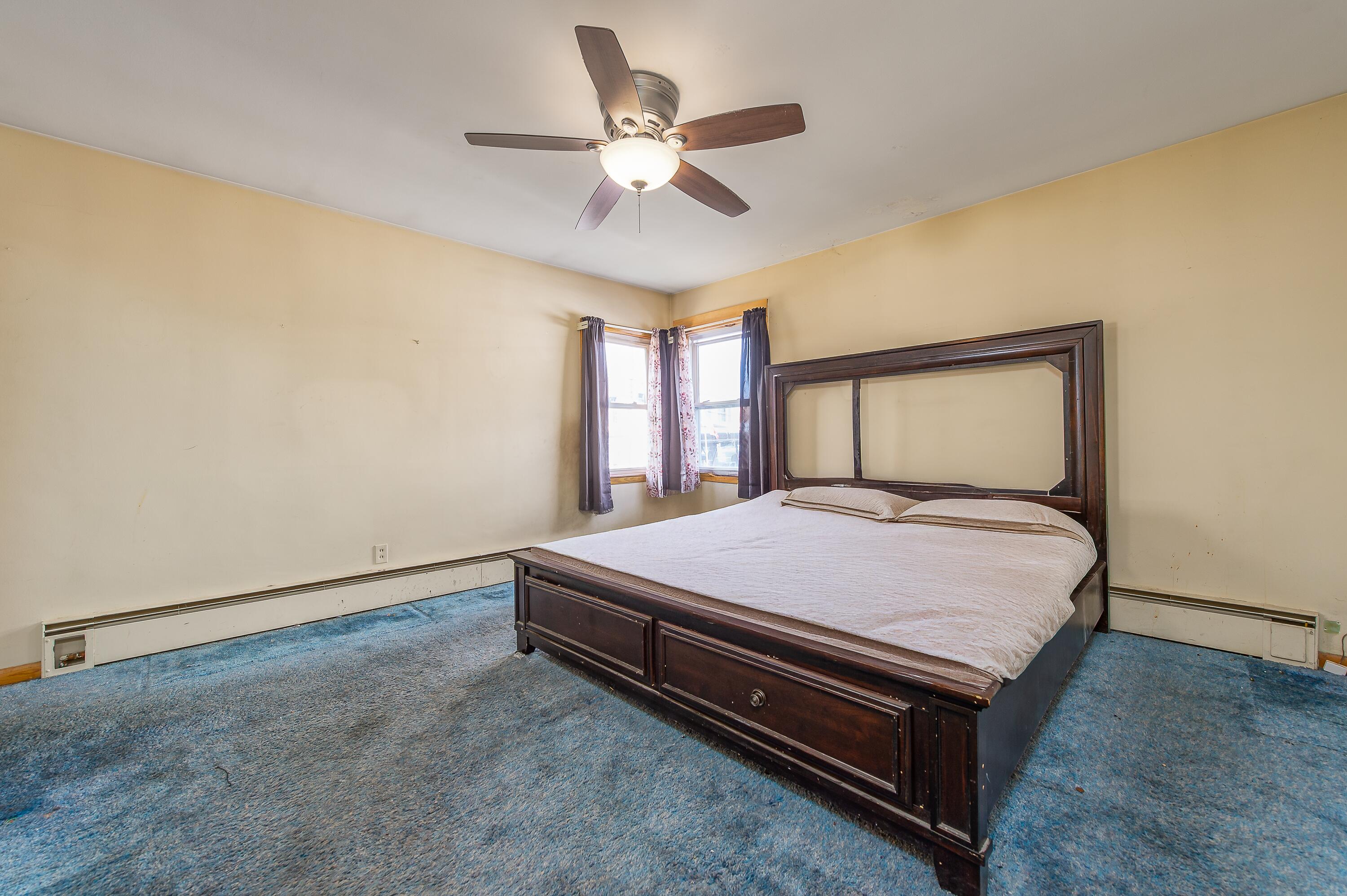 24 Highland Avenue, Lewiston, ME, 04240