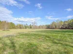 Photo of 119 Memorial Highway North Yarmouth ME 04097