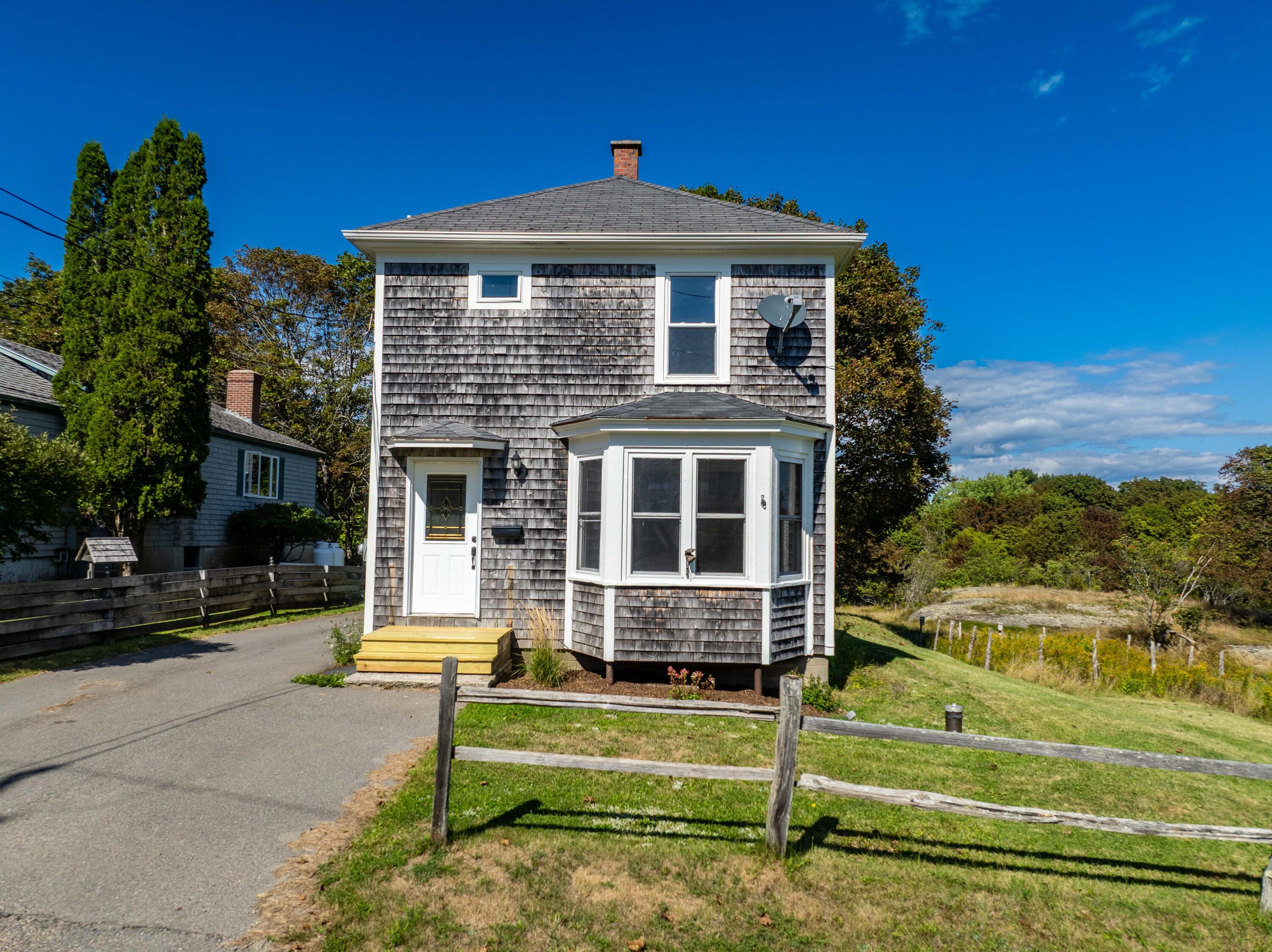 Photo of 19 Lincoln Street Eastport ME 04631