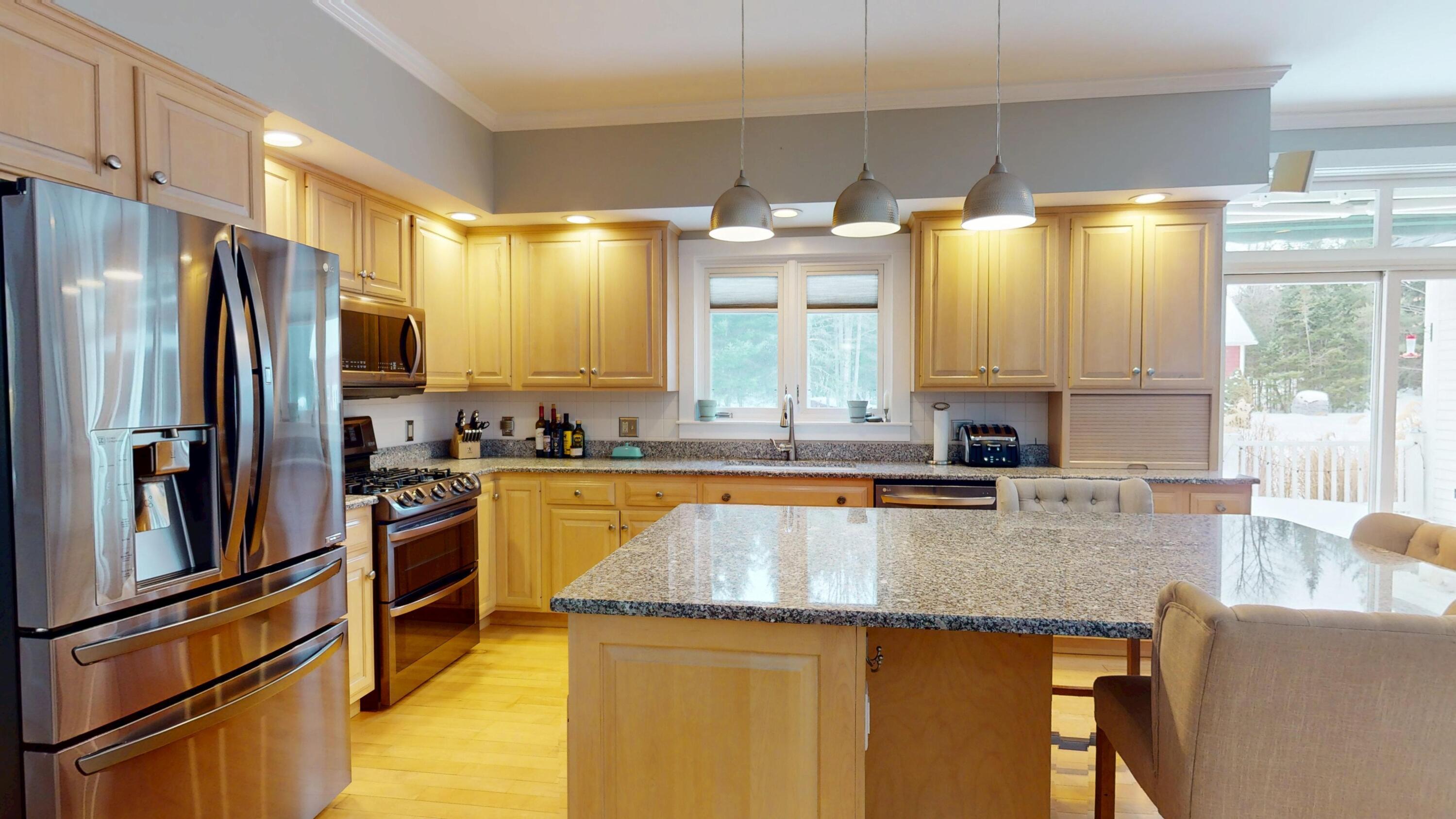 25 Deer Hill Lane, Hampden, ME, 04444