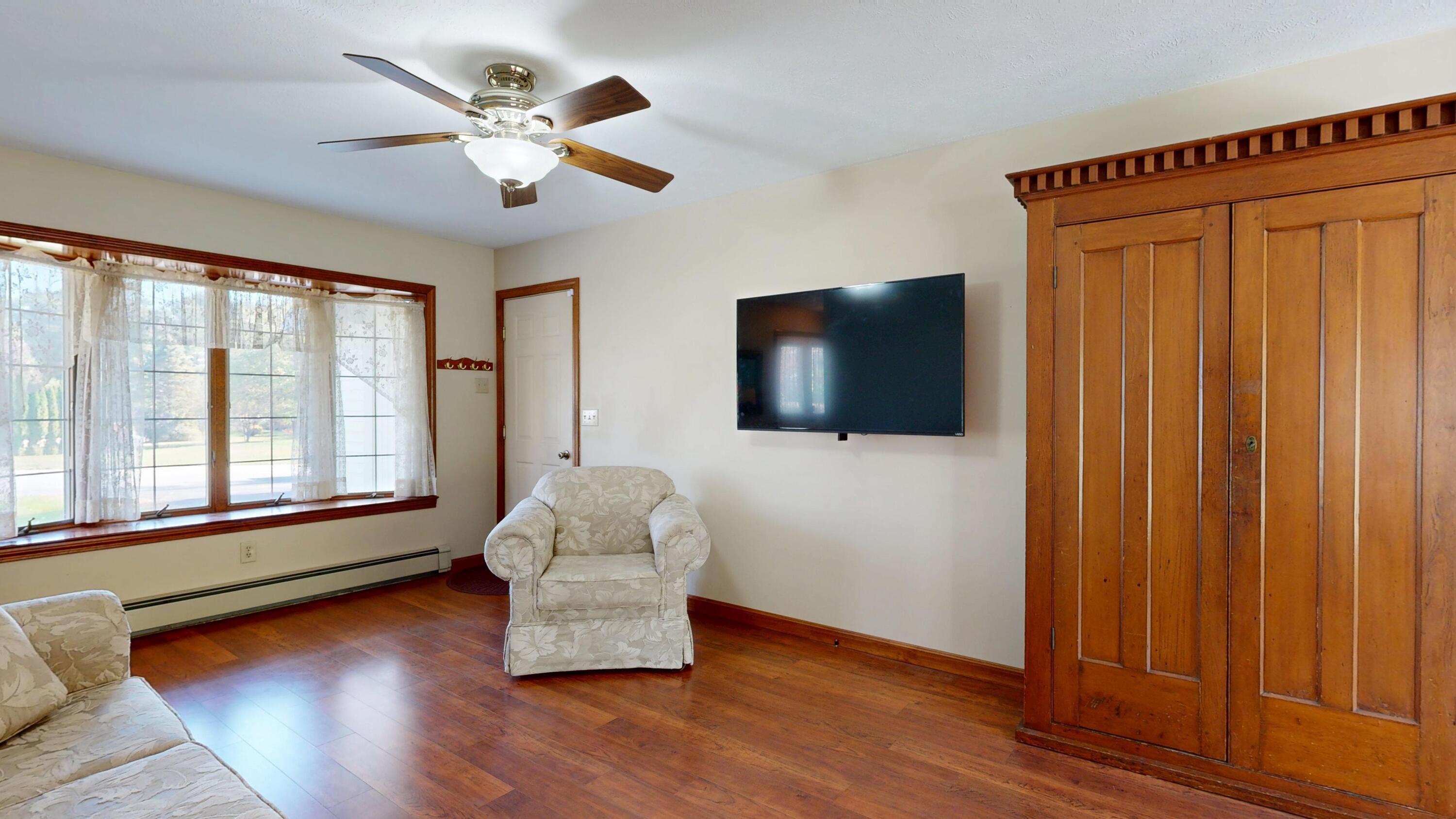 12 Hartford Street, Lewiston, ME, 04240