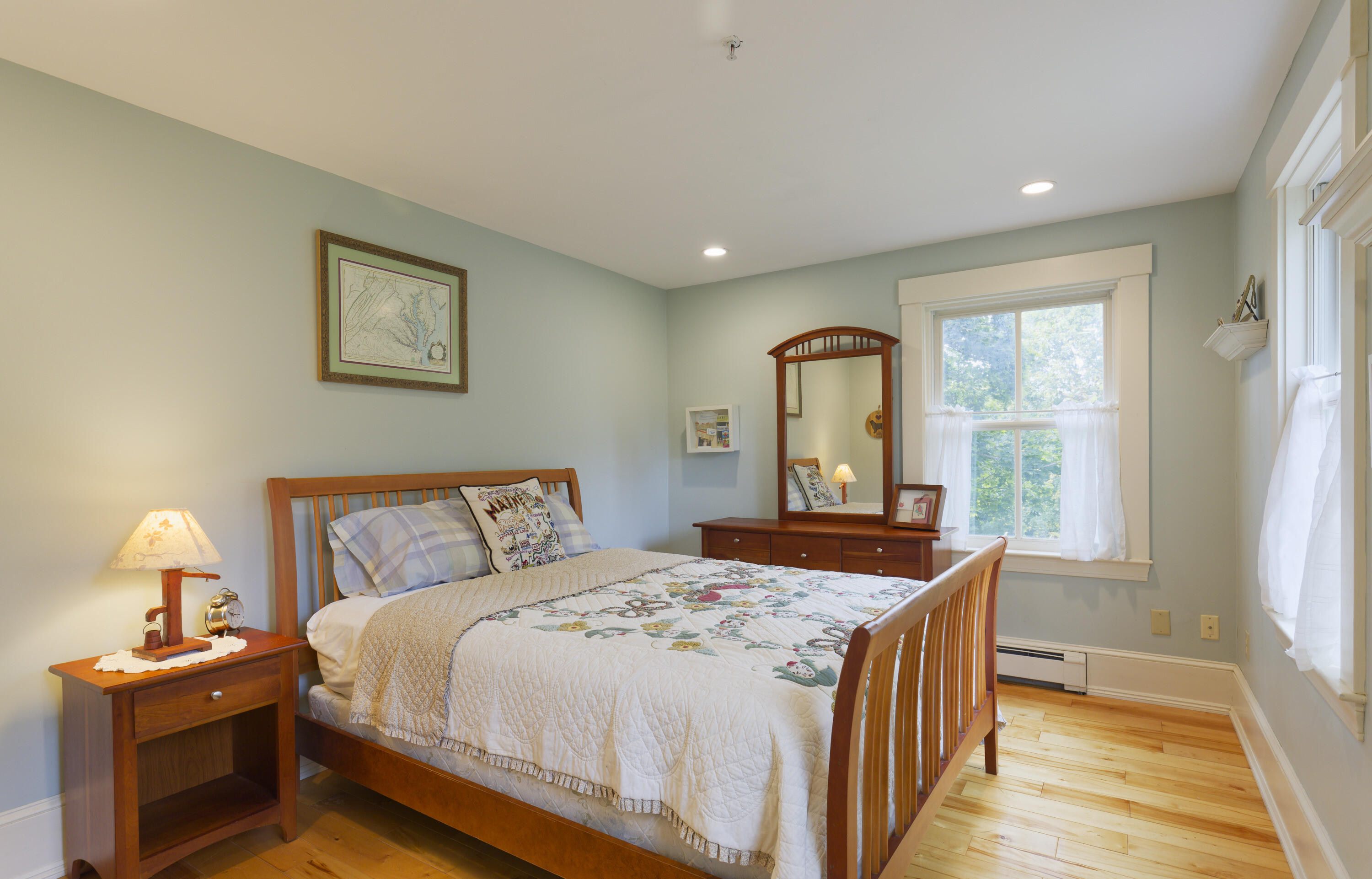 11 Holbrook Street, Freeport, ME, 04032